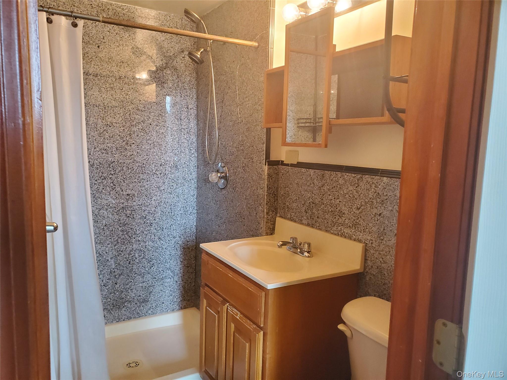 #11 photo, 70 Johnes Street, Newburgh , NY 12550