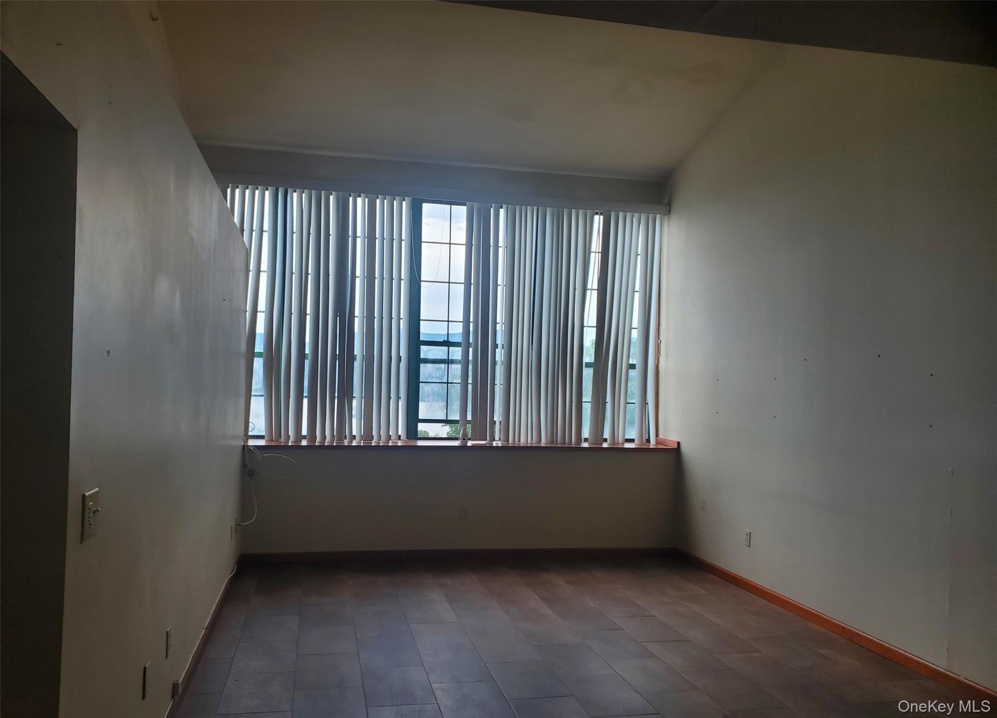 #5 photo, 70 Johnes Street, Newburgh , NY 12550