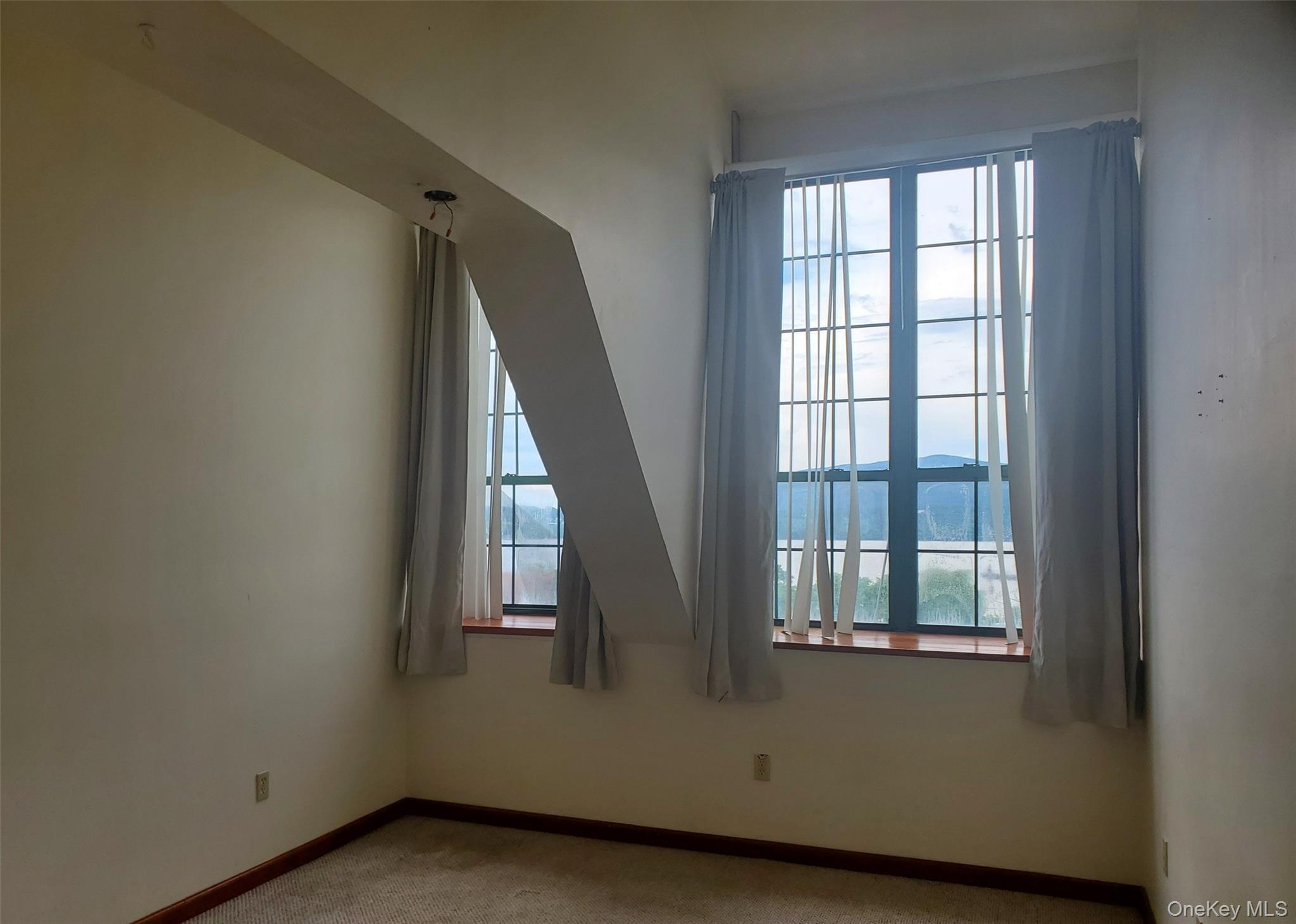 #8 photo, 70 Johnes Street, Newburgh , NY 12550