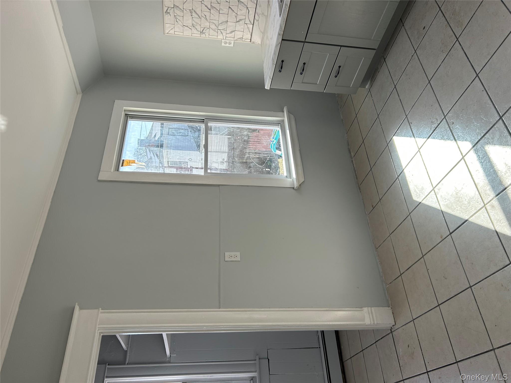 #11 photo, 1 Gray Street, Poughkeepsie , NY 12603