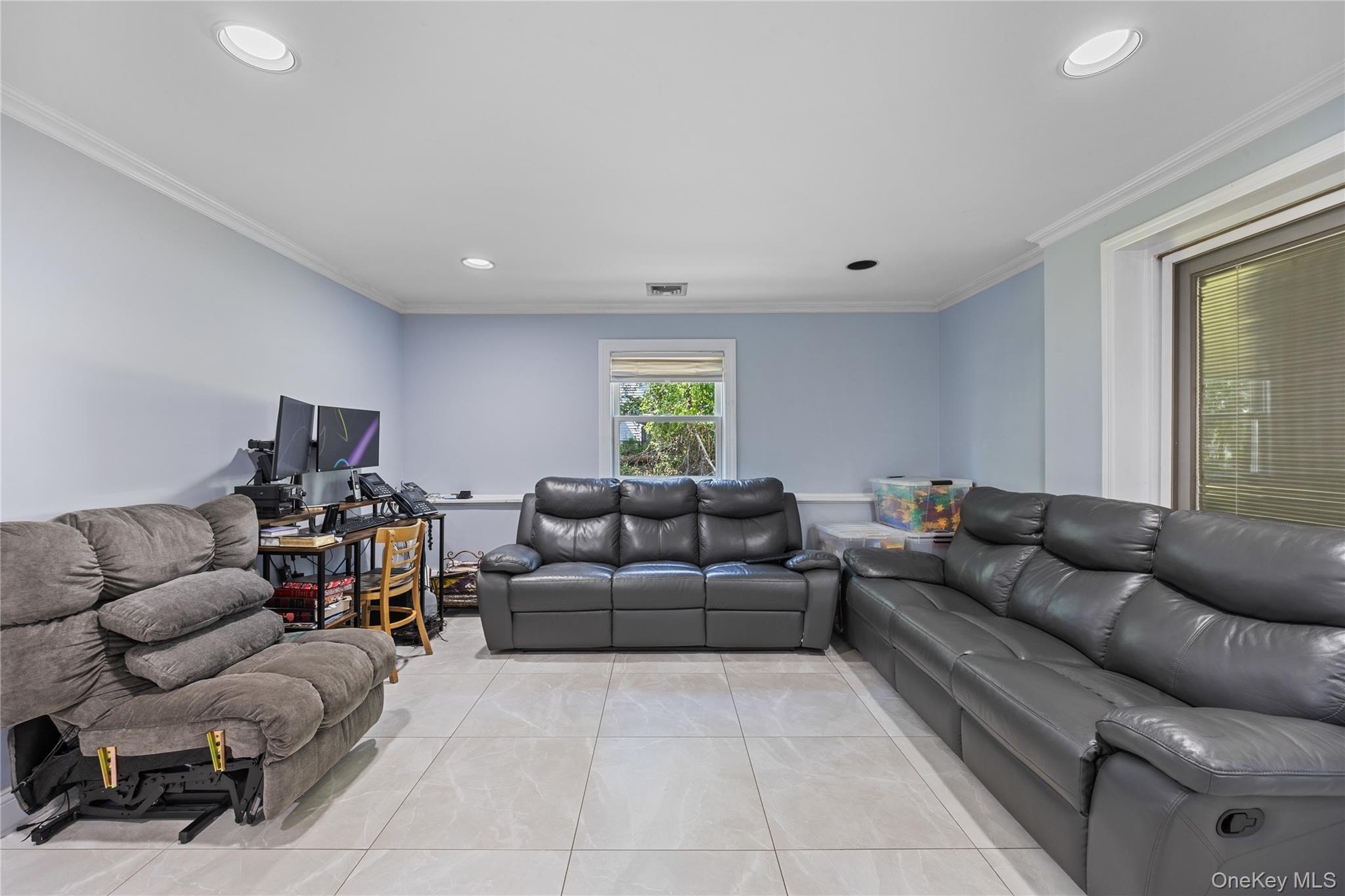 #20 photo, 8 Dunn Road, Airmont , NY 10952