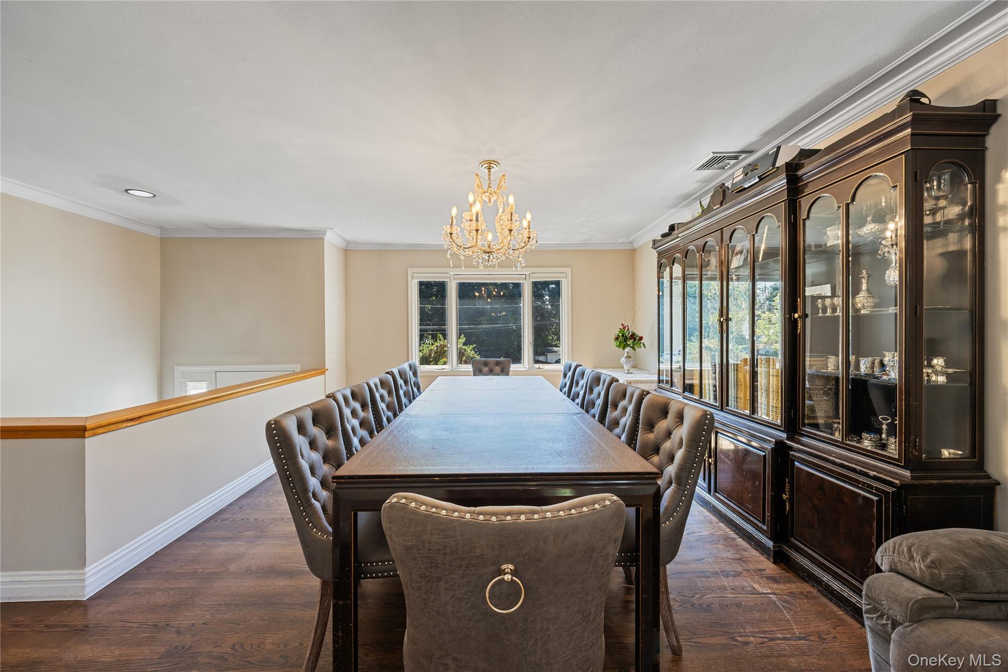 #7 photo, 8 Dunn Road, Airmont , NY 10952