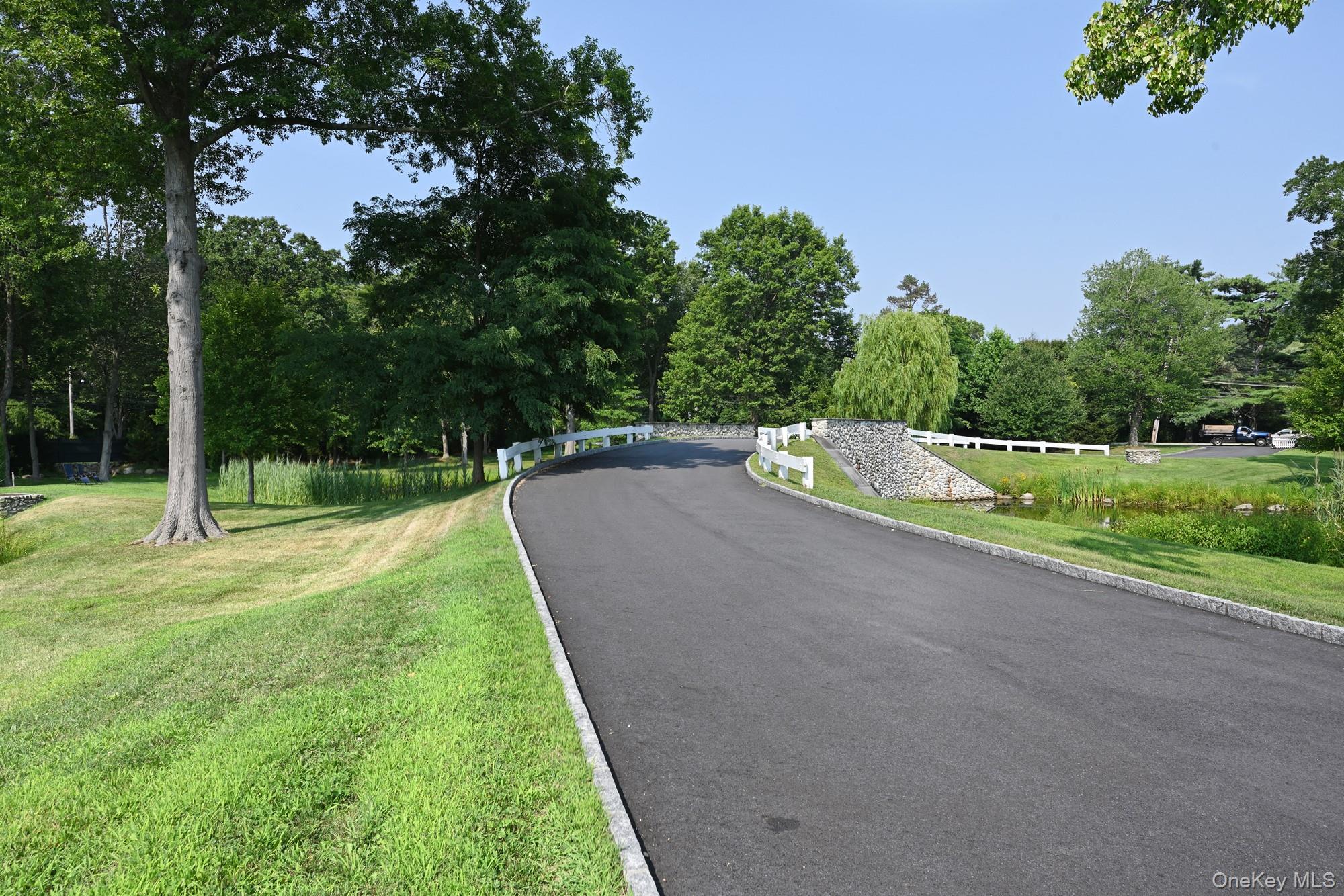 #5 photo, 5 Bristol Lane, Purchase , NY 10577