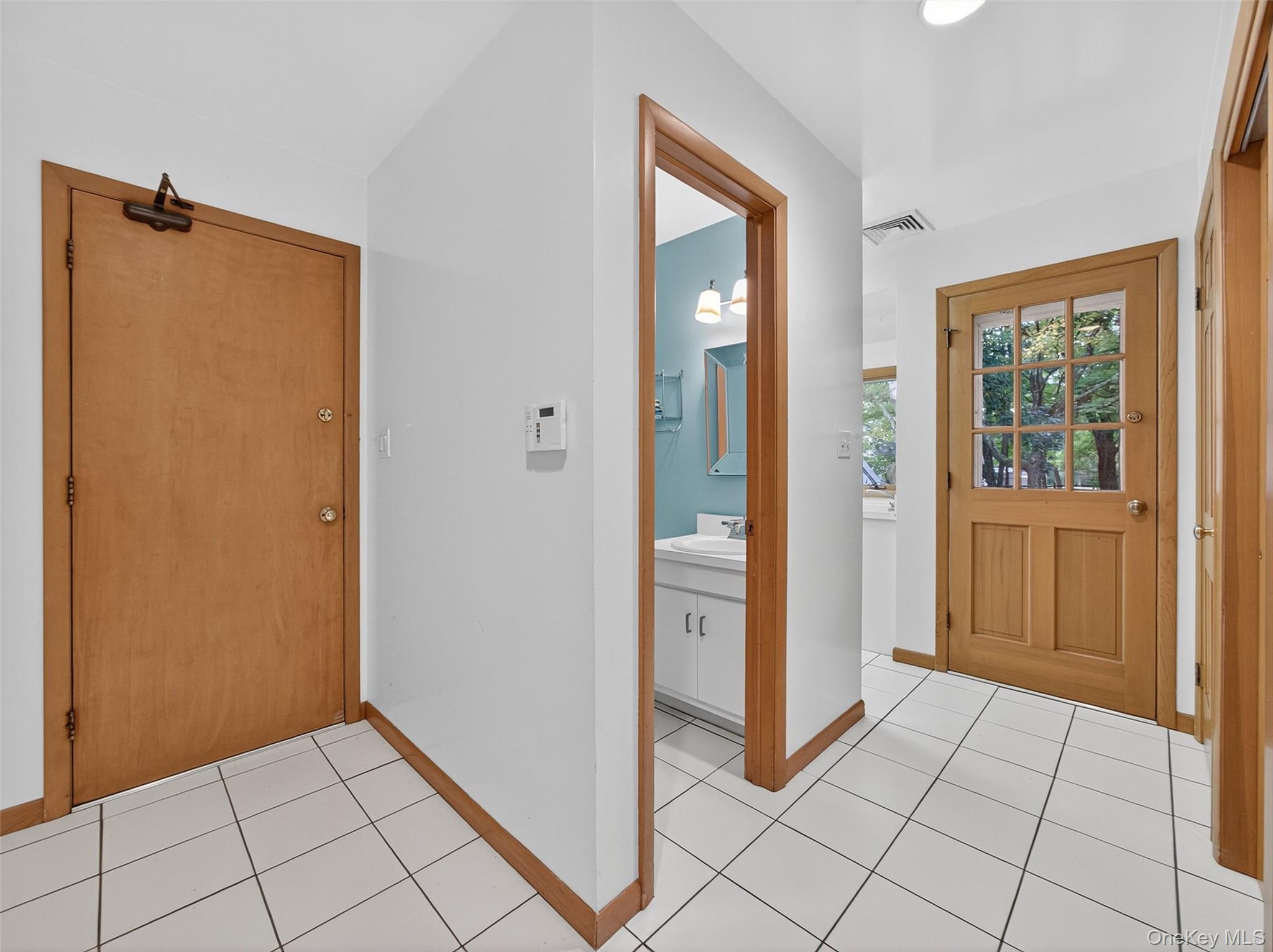 #19 photo, 1 Vivian Place, Montebello , NY 10901