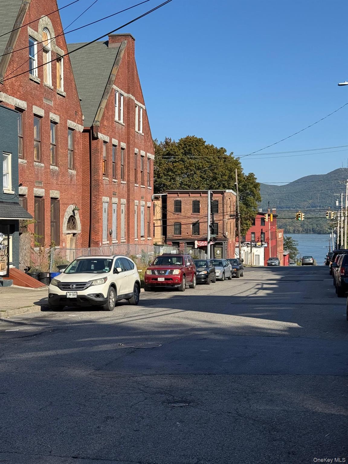 #19 photo, 121 Renwick Street, Newburgh , NY 12550