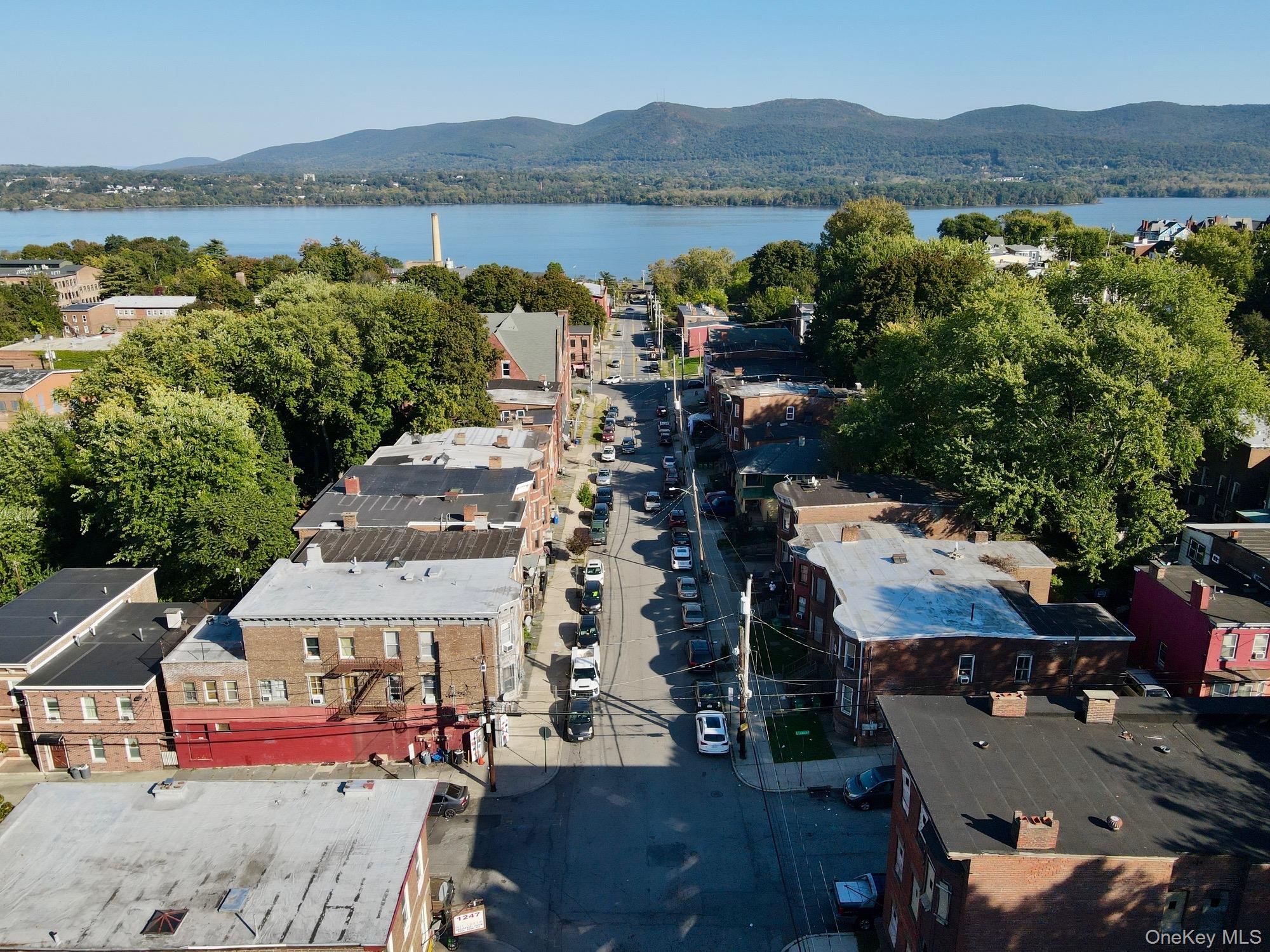 #2 photo, 121 Renwick Street, Newburgh , NY 12550