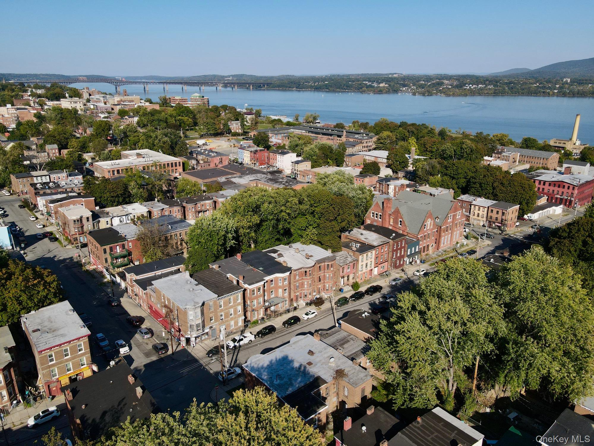 #5 photo, 121 Renwick Street, Newburgh , NY 12550