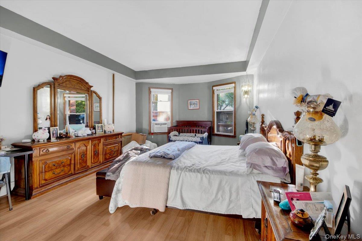 #5 photo, 1858 Wallace Avenue, ブロンクス区 Bronx , NY 10462