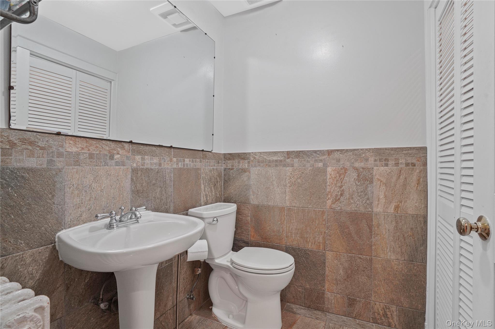 #12 photo, 8 Craven Lane, White Plains , NY 10605