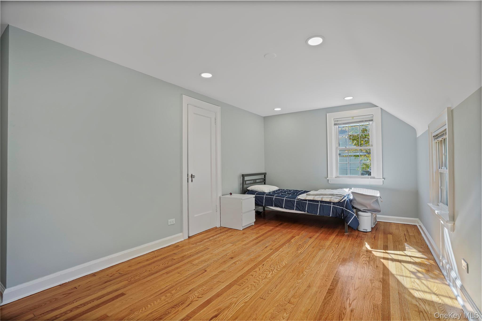 #17 photo, 8 Craven Lane, White Plains , NY 10605