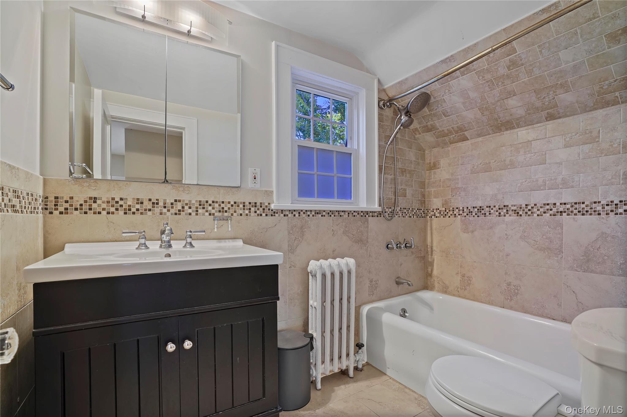 #18 photo, 8 Craven Lane, White Plains , NY 10605