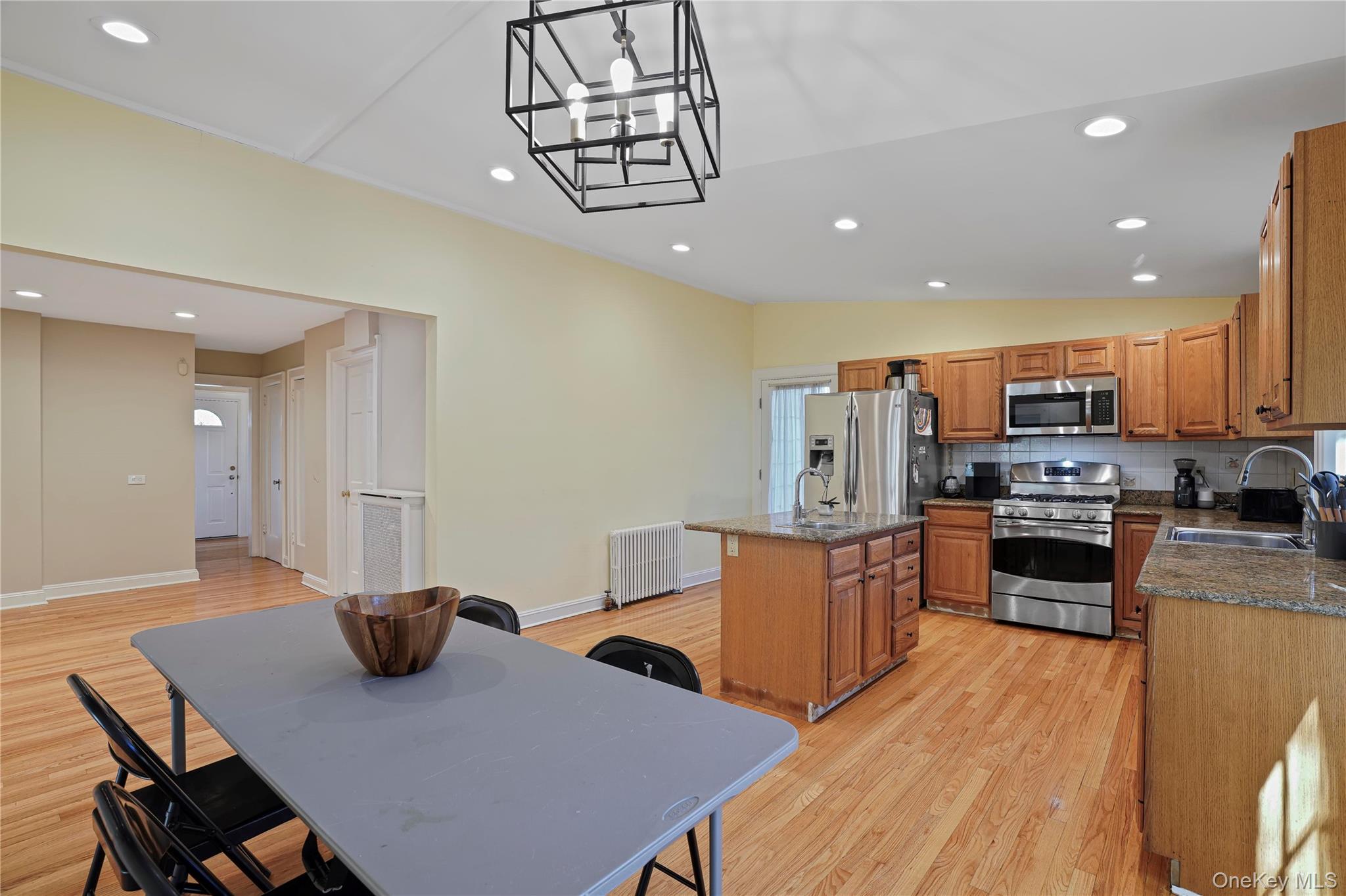 #8 photo, 8 Craven Lane, White Plains , NY 10605