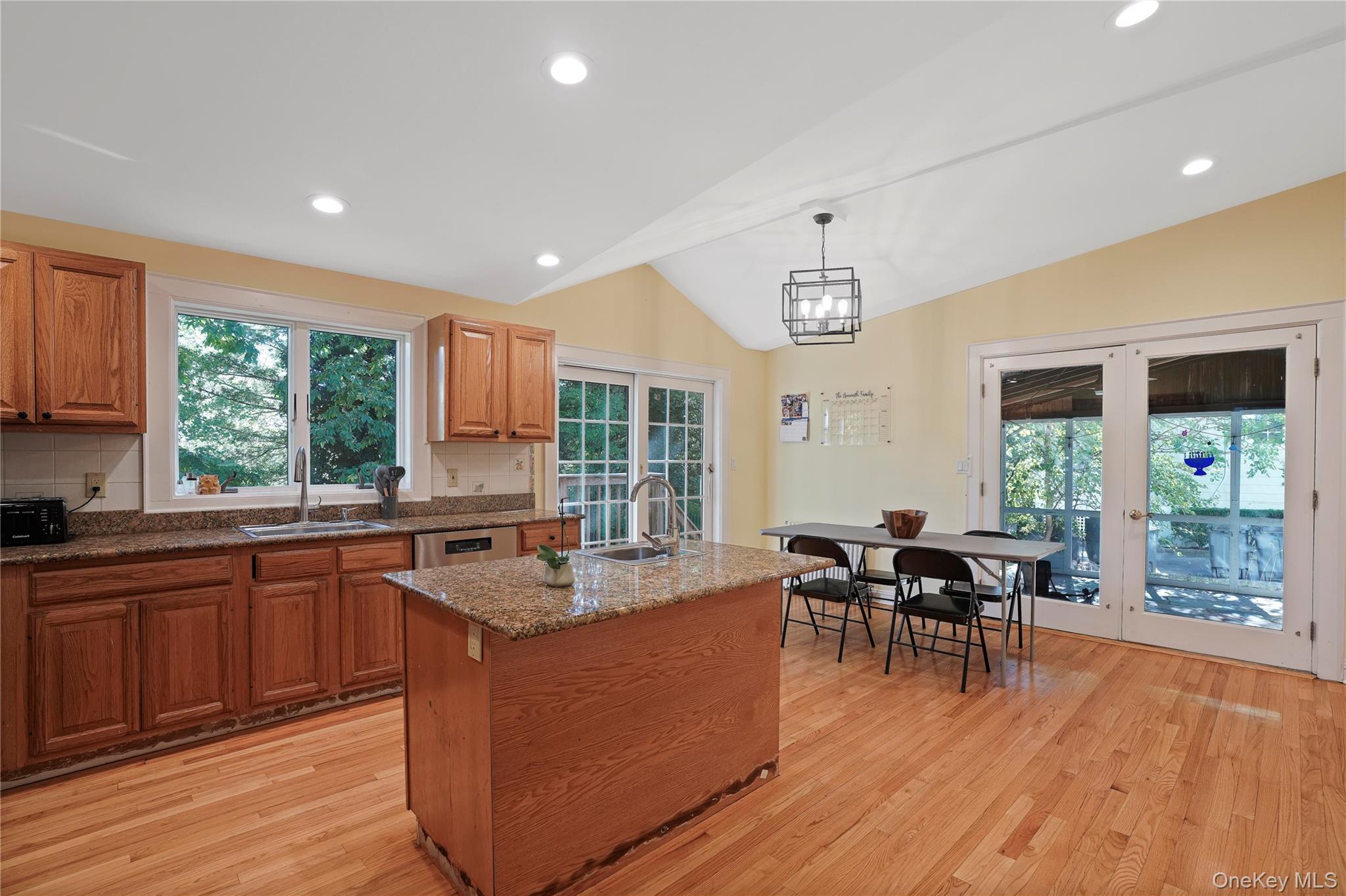 #9 photo, 8 Craven Lane, White Plains , NY 10605