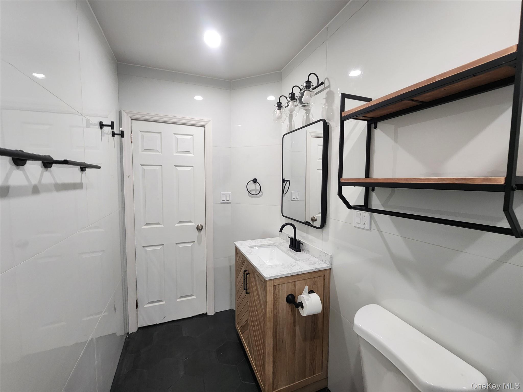 #16 photo, 451 Revere Avenue, ブロンクス区 Bronx , NY 10465