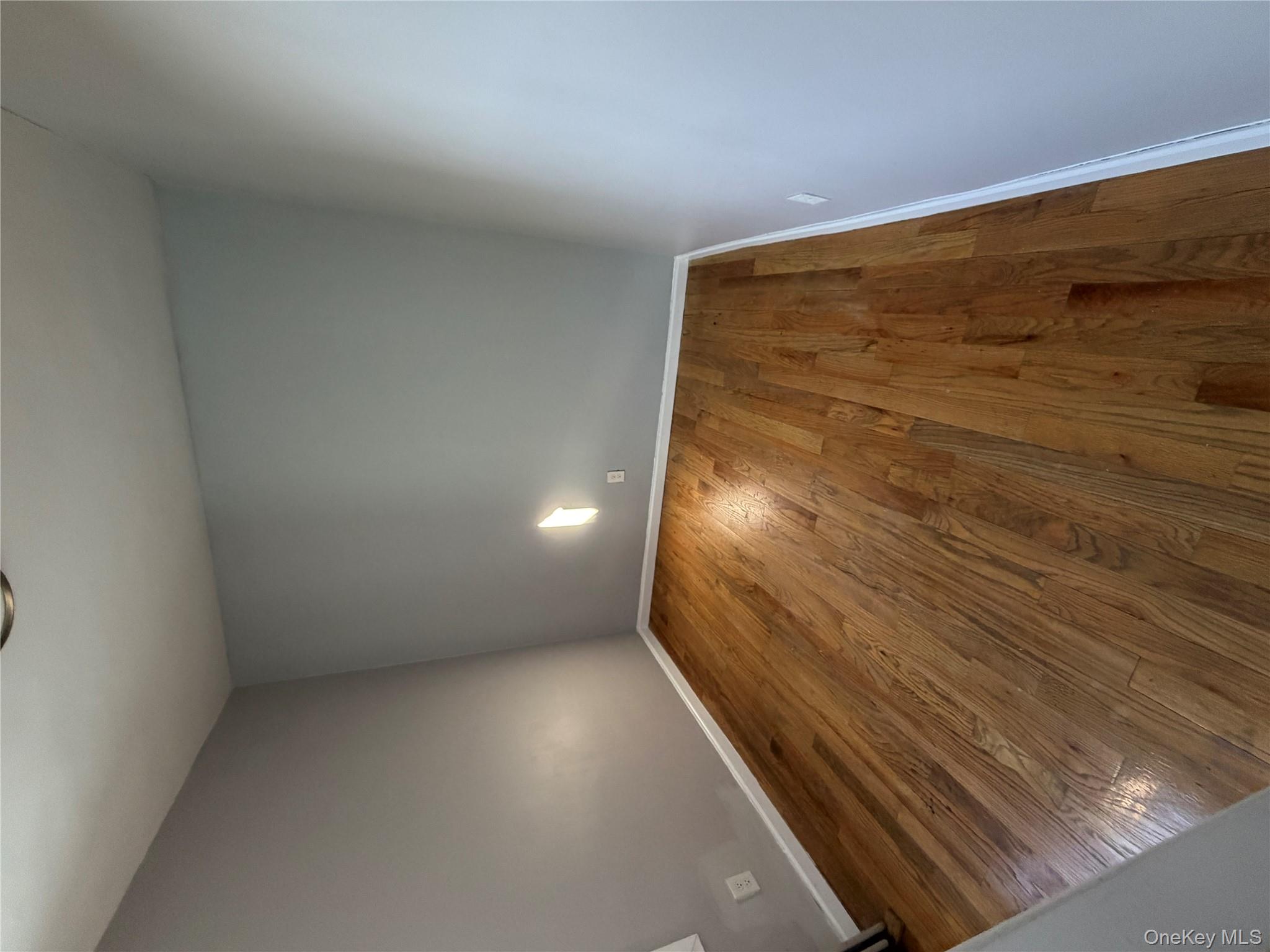 #11 photo, 25 Cliff Street, Yonkers , NY 10701