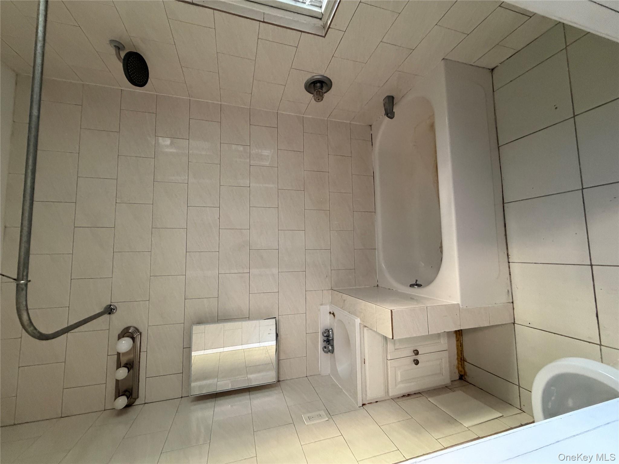 #3 photo, 25 Cliff Street, Yonkers , NY 10701