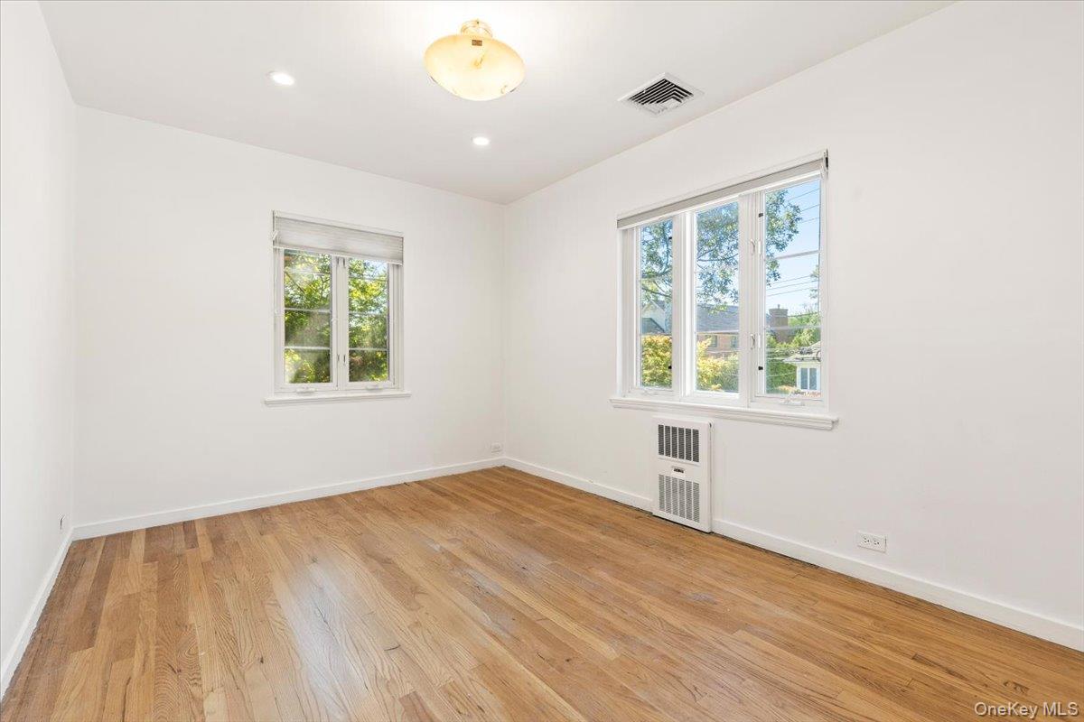 #20 photo, 210 WYNDCLIFF Road, Scarsdale , NY 10583