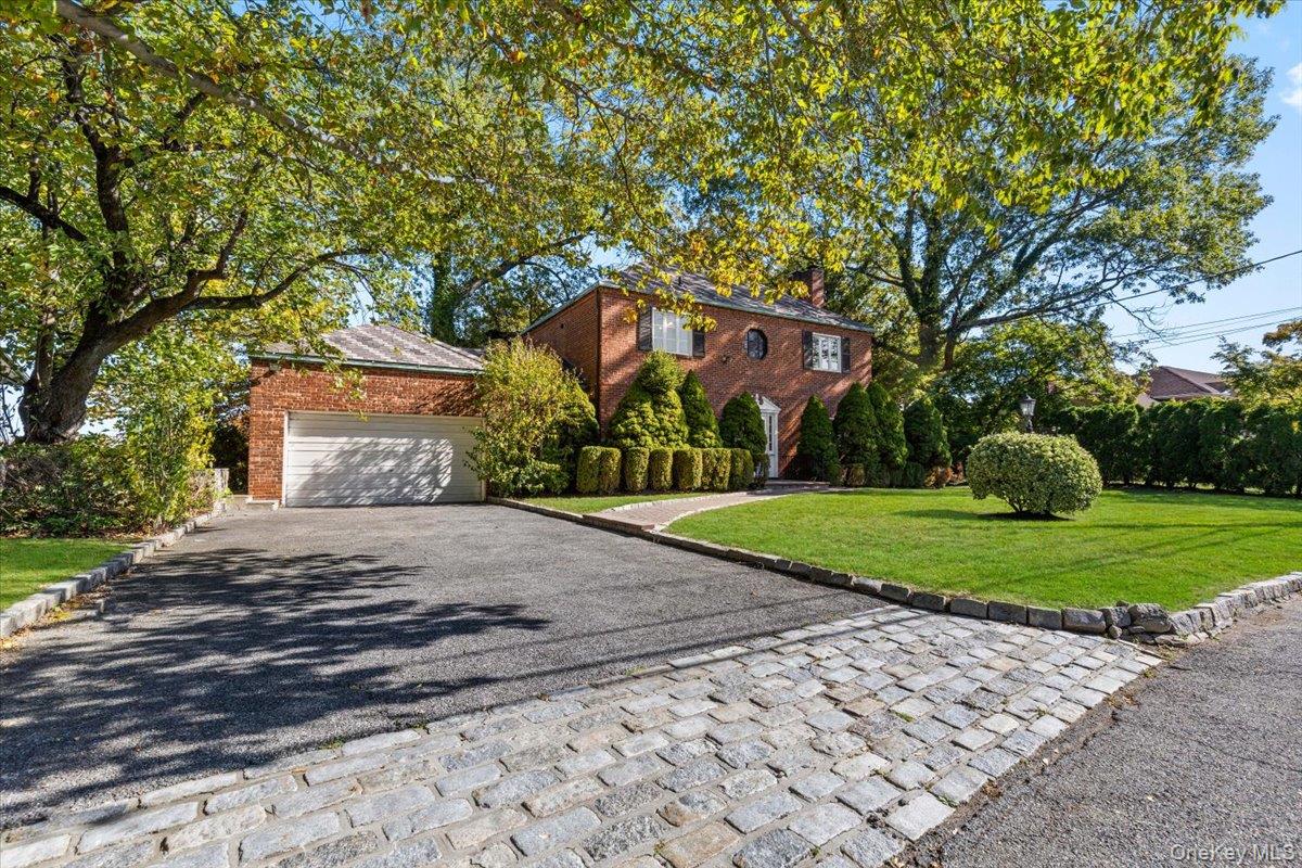 #3 photo, 210 WYNDCLIFF Road, Scarsdale , NY 10583