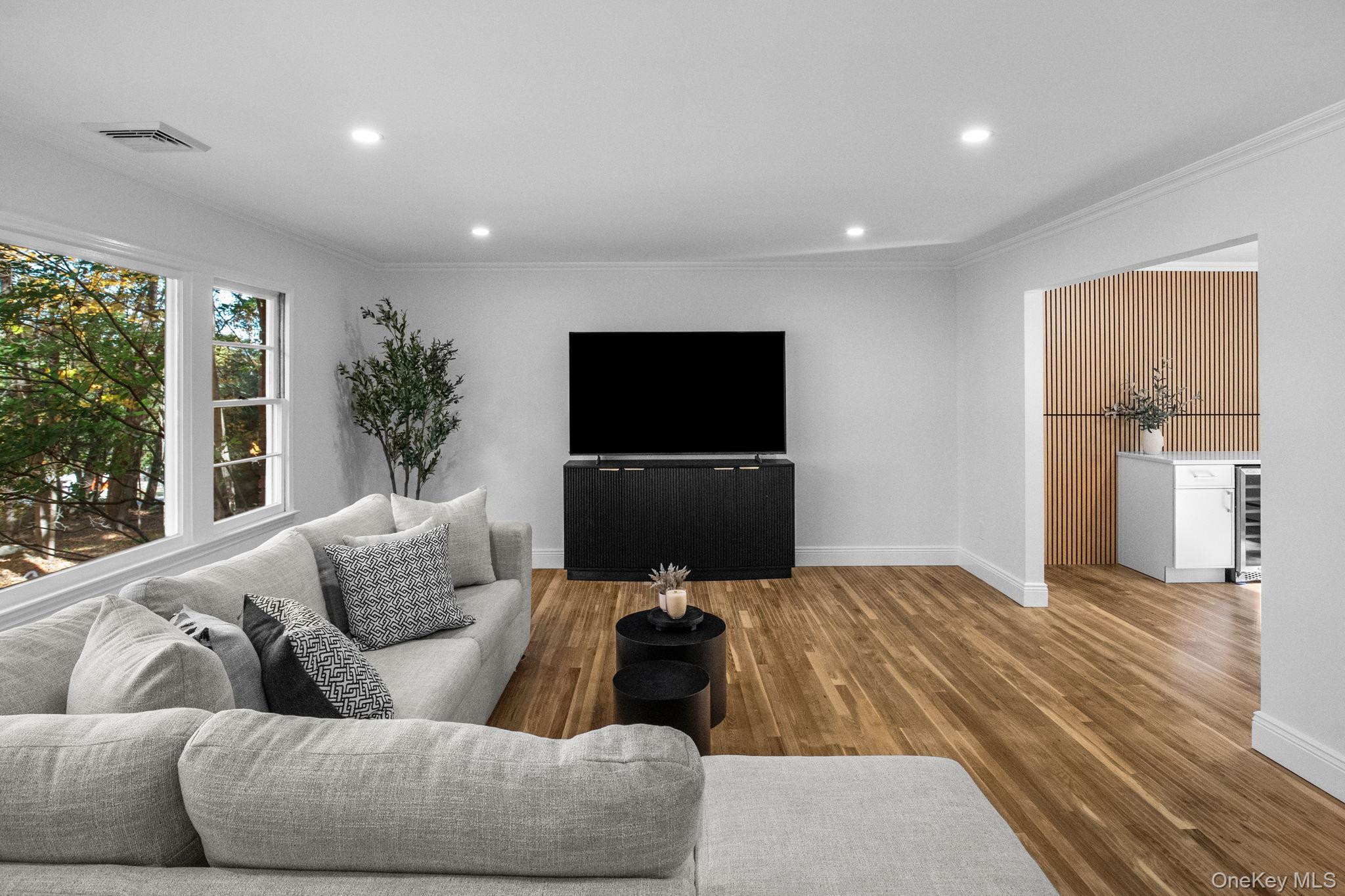 #3 photo, 341 Millwood Road, Chappaqua , NY 10514