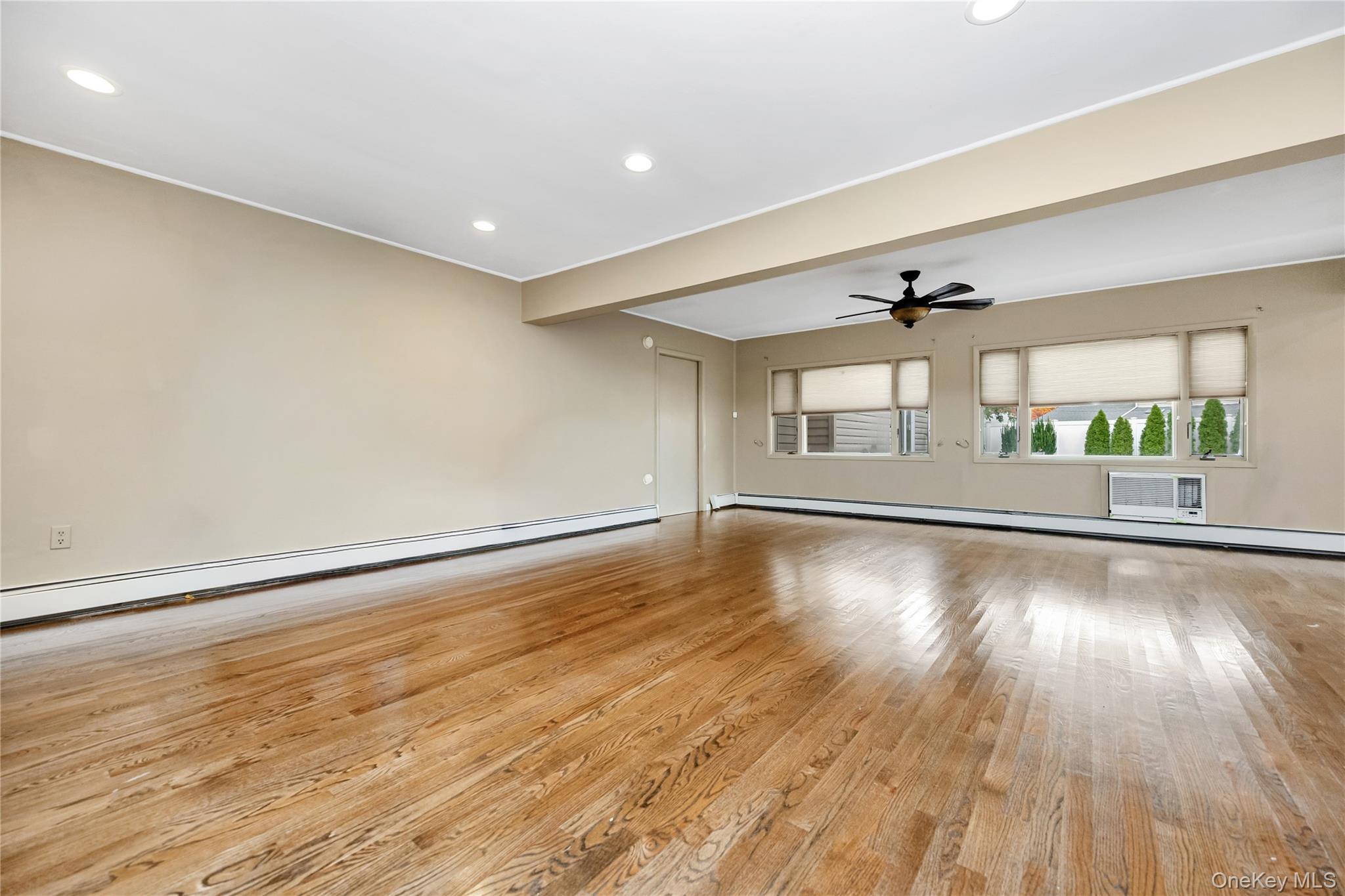 #8 photo, 37 Angle Lane, ナッソー郡 Hicksville , NY 11801