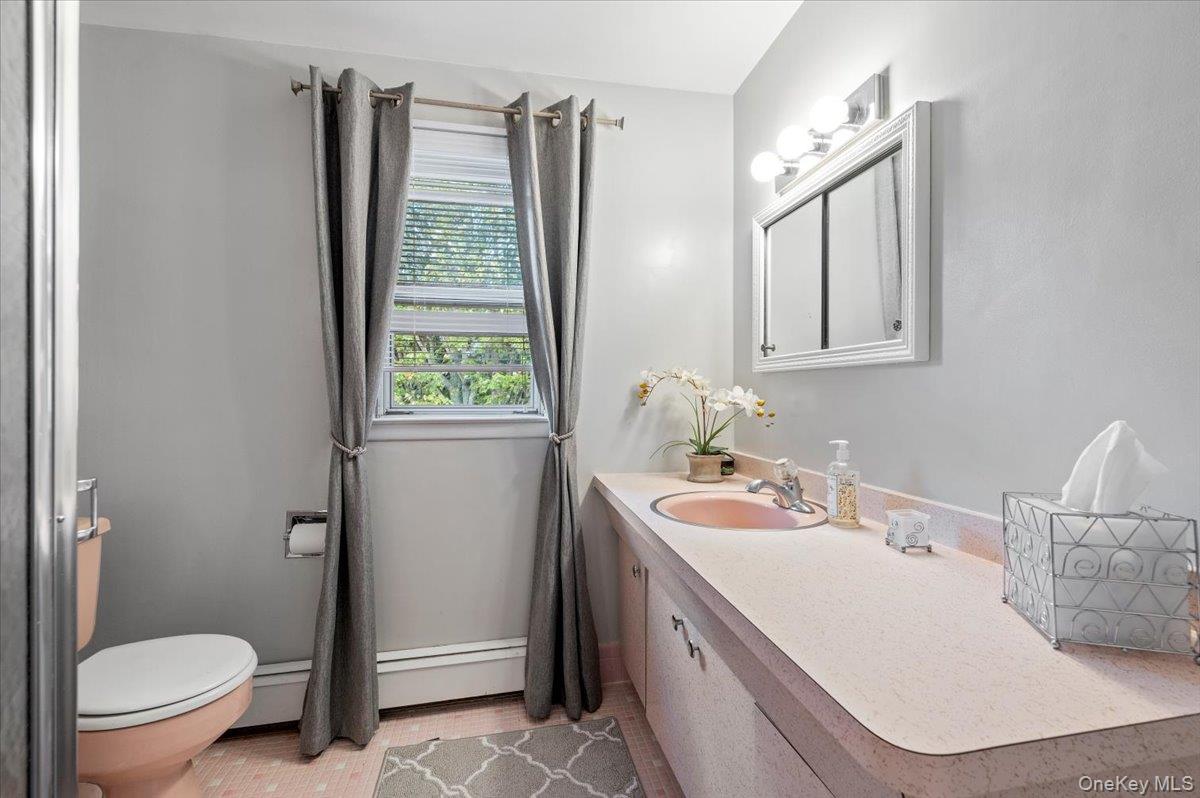 #17 photo, 86 Caffrey Avenue, Bethpage , NY 11714