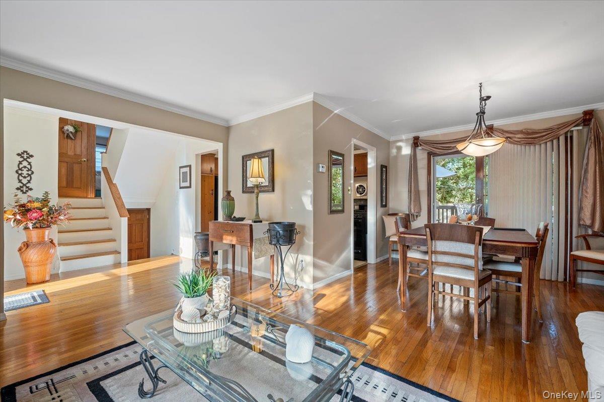 #5 photo, 86 Caffrey Avenue, Bethpage , NY 11714