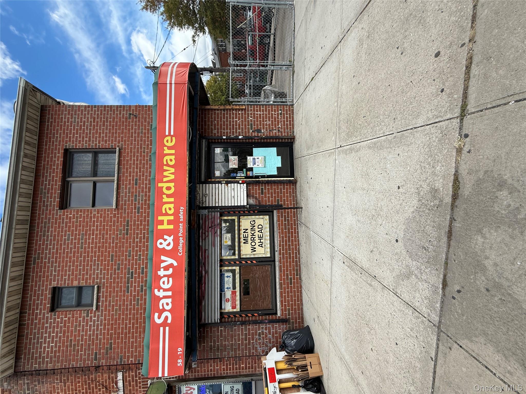 #1 photo, 5819 College Point Boulevard, クイーンズ区 Flushing , NY 11355