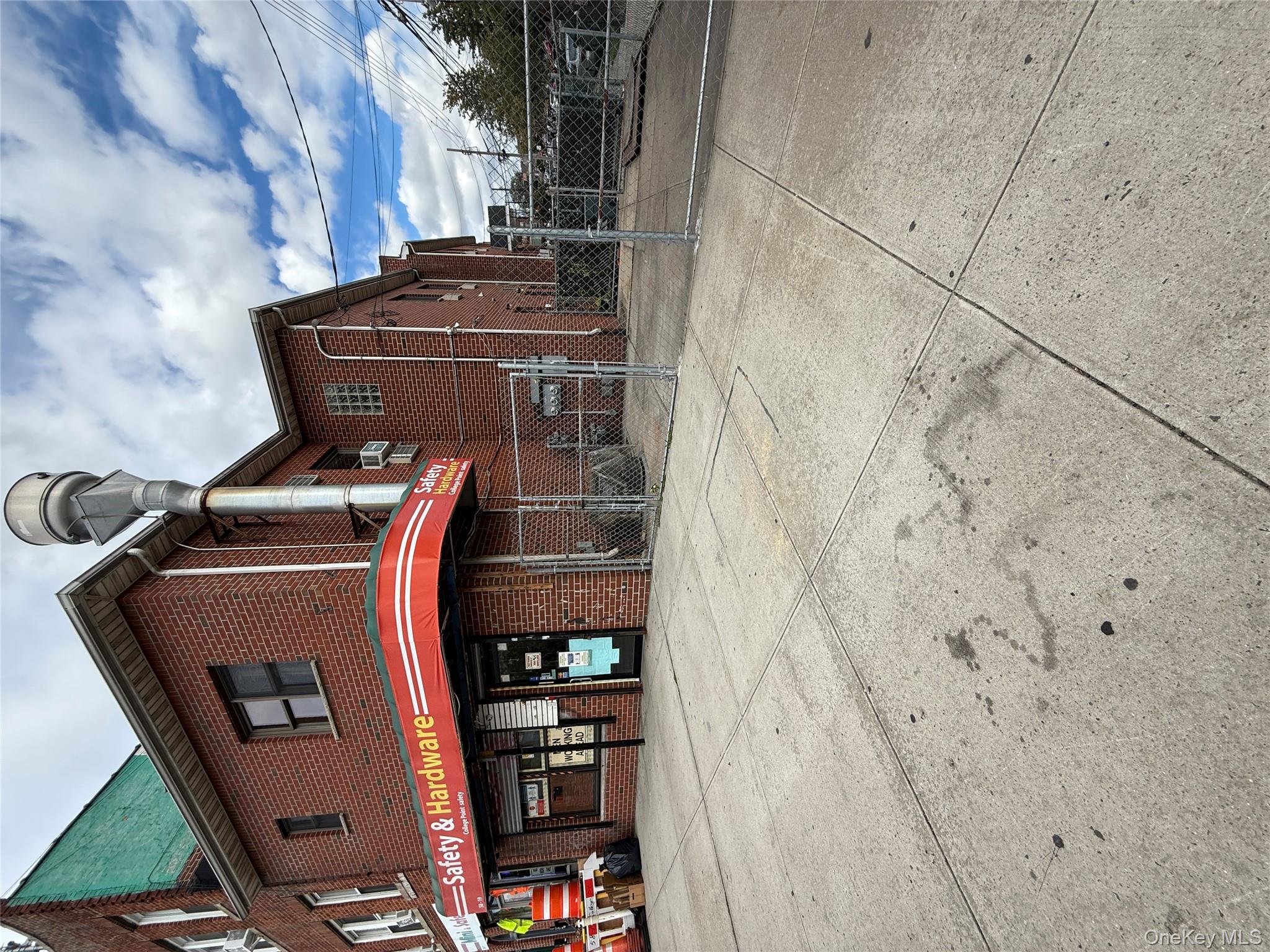 #3 photo, 5819 College Point Boulevard, クイーンズ区 Flushing , NY 11355