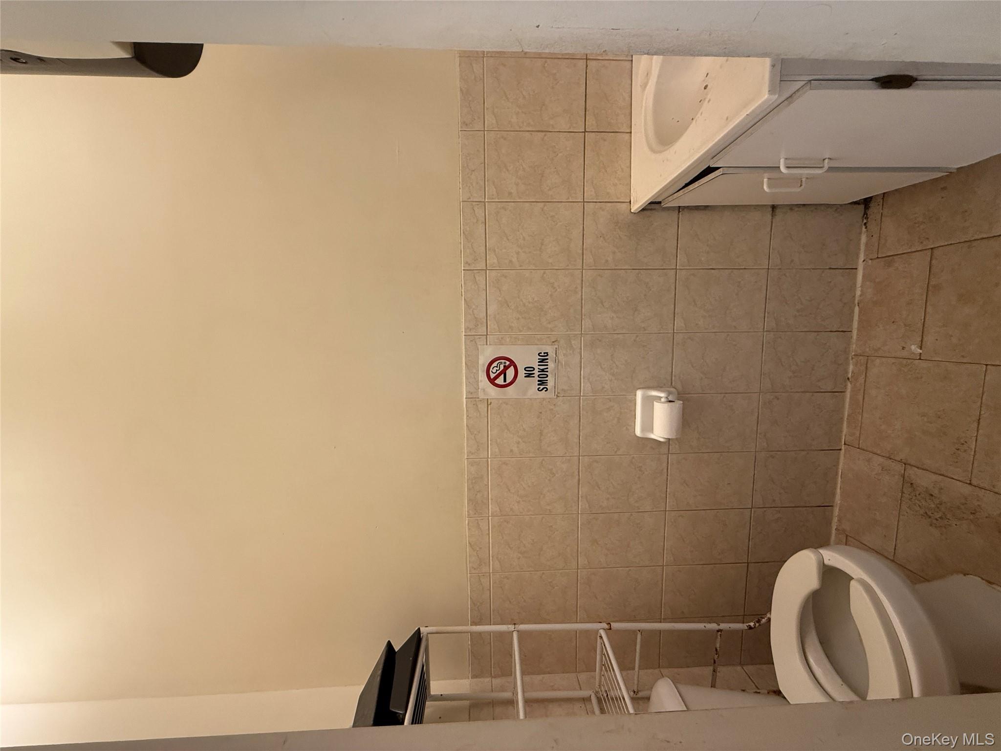 #9 photo, 5819 College Point Boulevard, クイーンズ区 Flushing , NY 11355