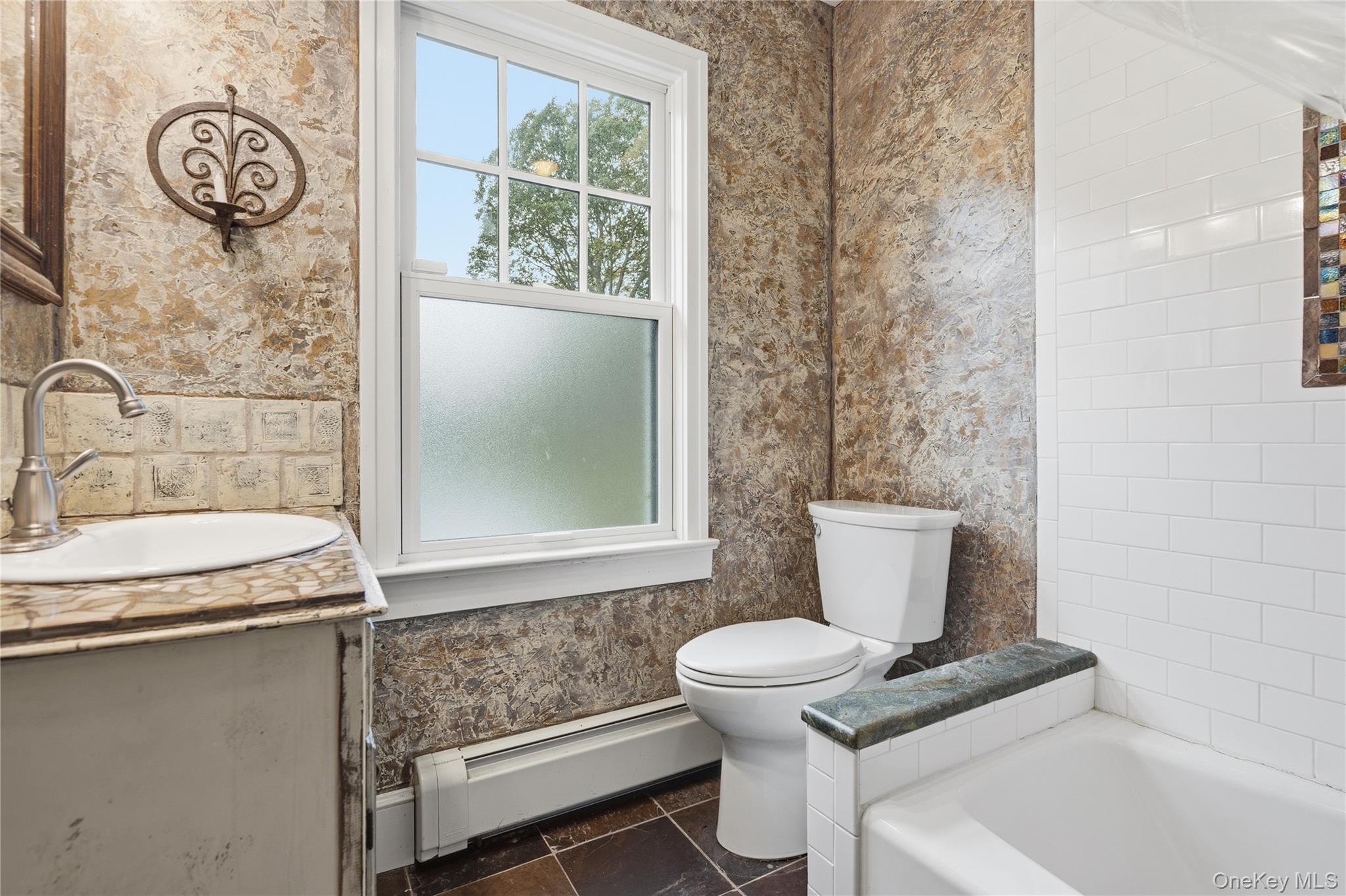 #20 photo, 107 Soundview Road, Huntington , NY 11743