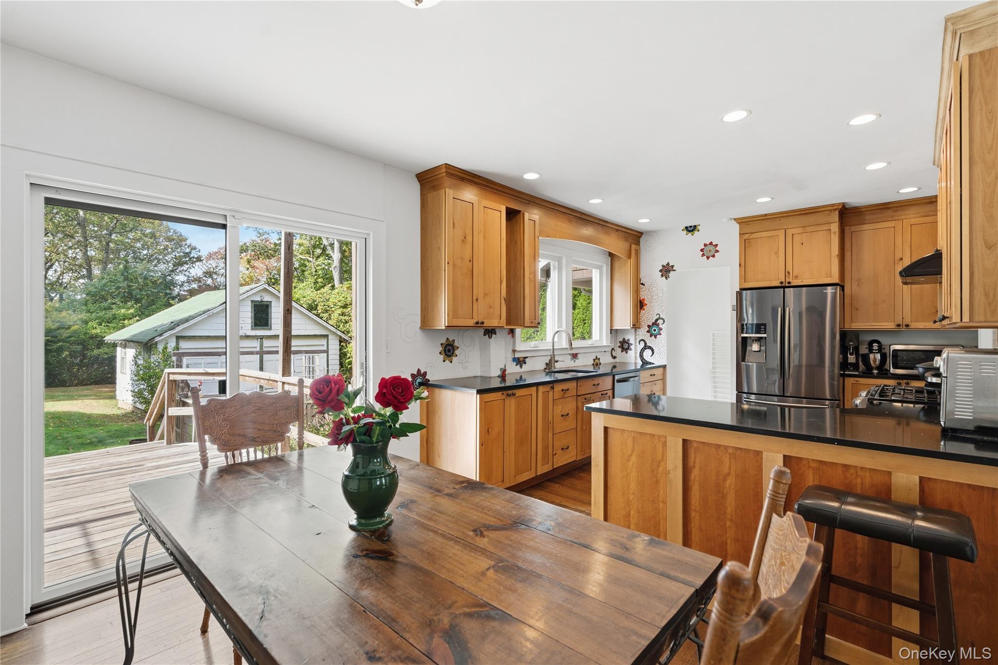 #9 photo, 107 Soundview Road, Huntington , NY 11743