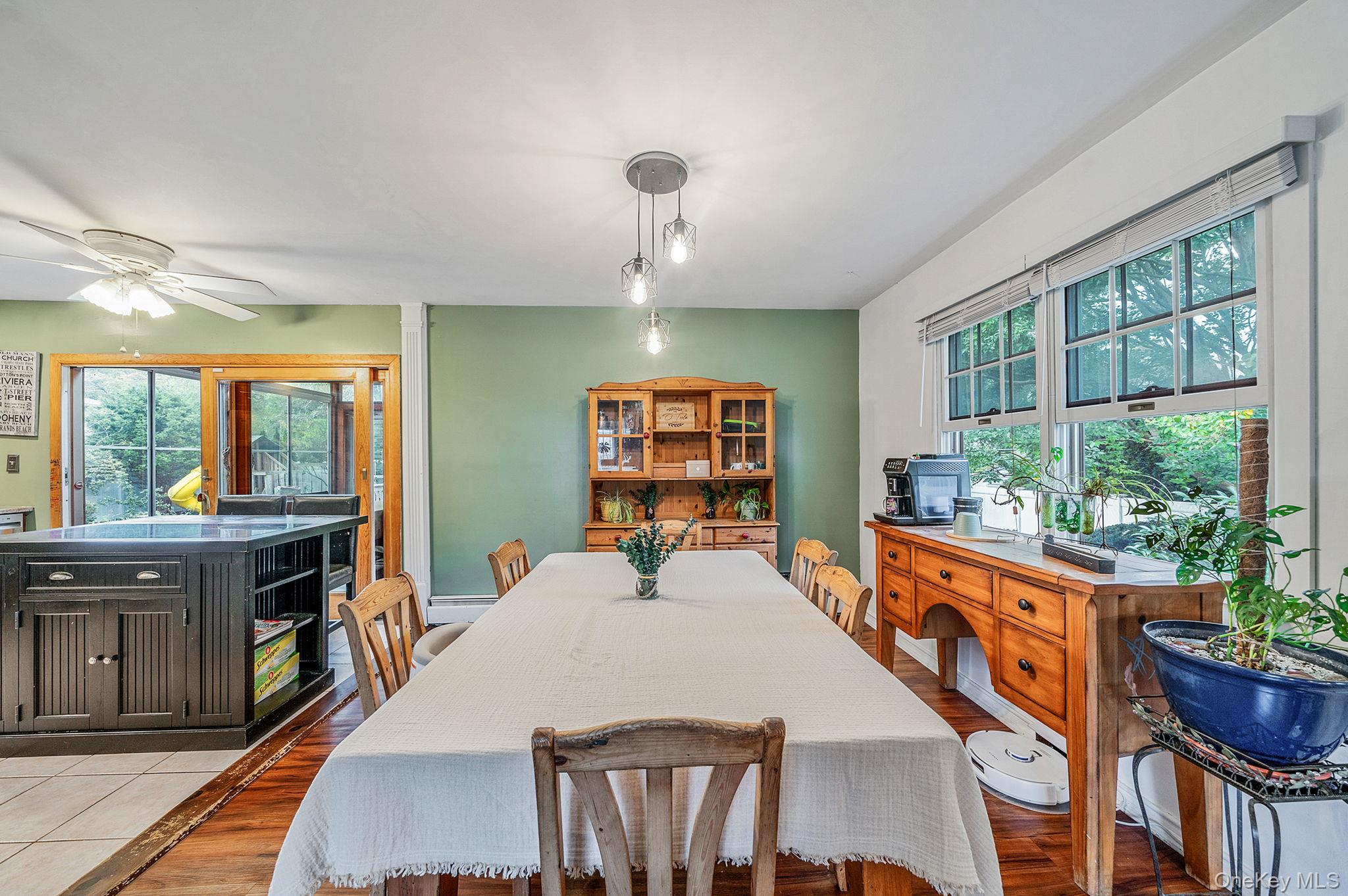 #9 photo, 4 Court Street, サフォーク郡 Selden , NY 11784