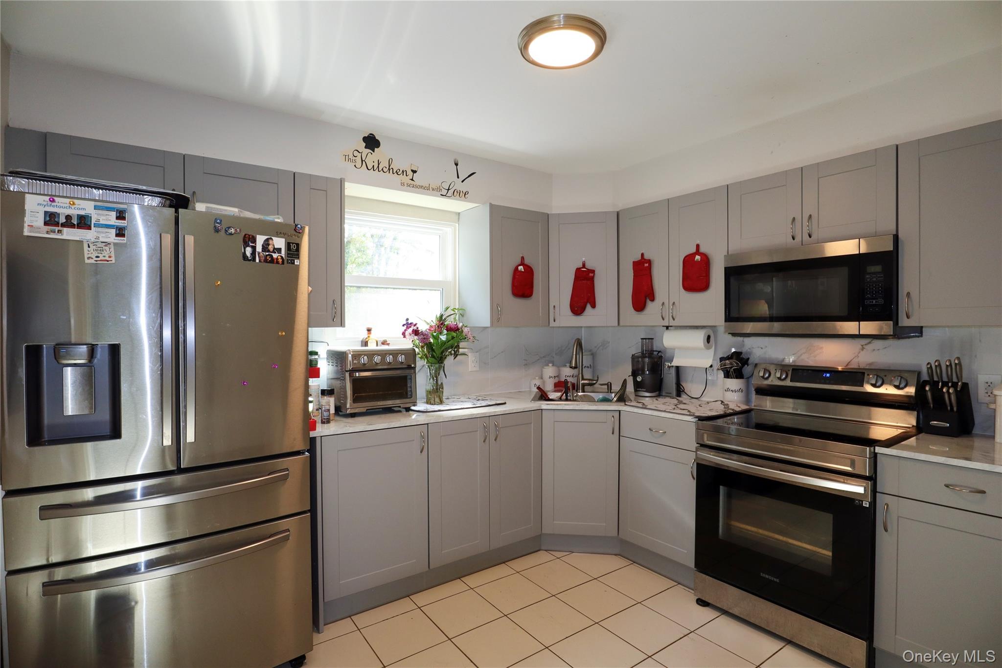 #9 photo, 143 Jefferson Avenue, サフォーク郡 Wyandanch , NY 11798