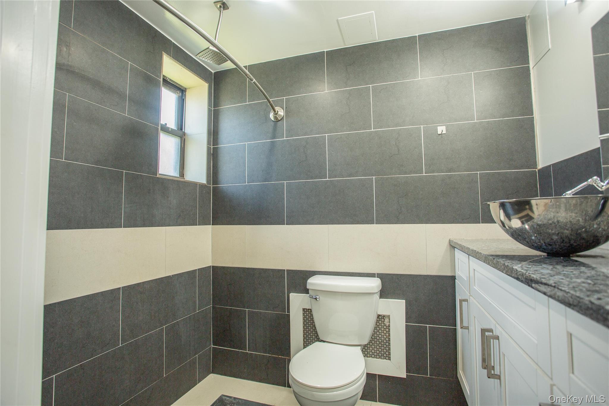 #15 photo, 302 E Broadway, Long Beach , NY 11561