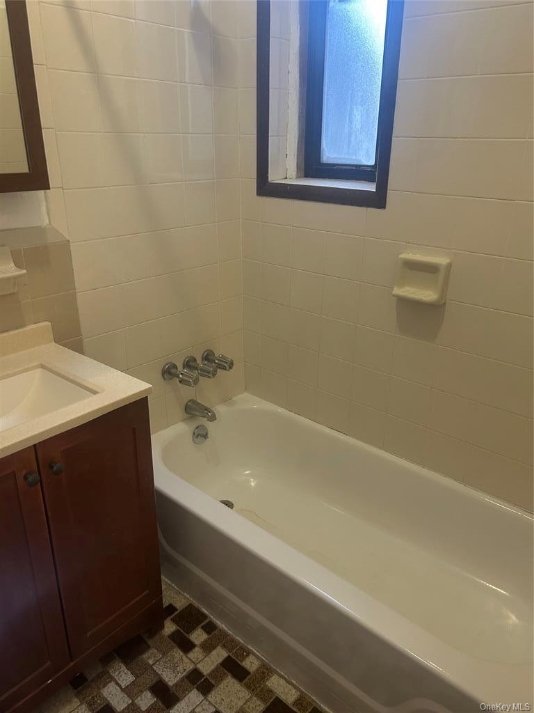 #9 photo, 115-25 84 Avenue, クイーンズ区 Kew Gardens , NY 11418