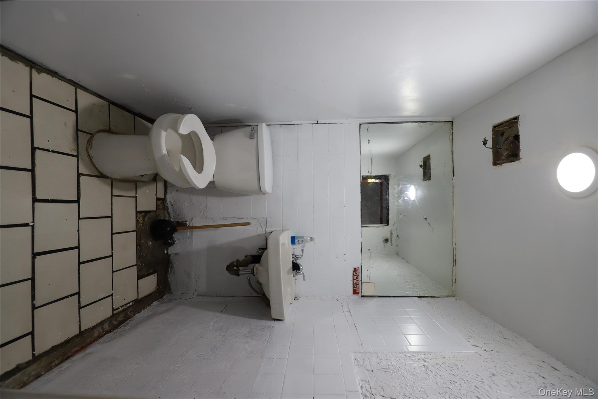 #18 photo, 99-11 37th Avenue, Corona , NY 11368