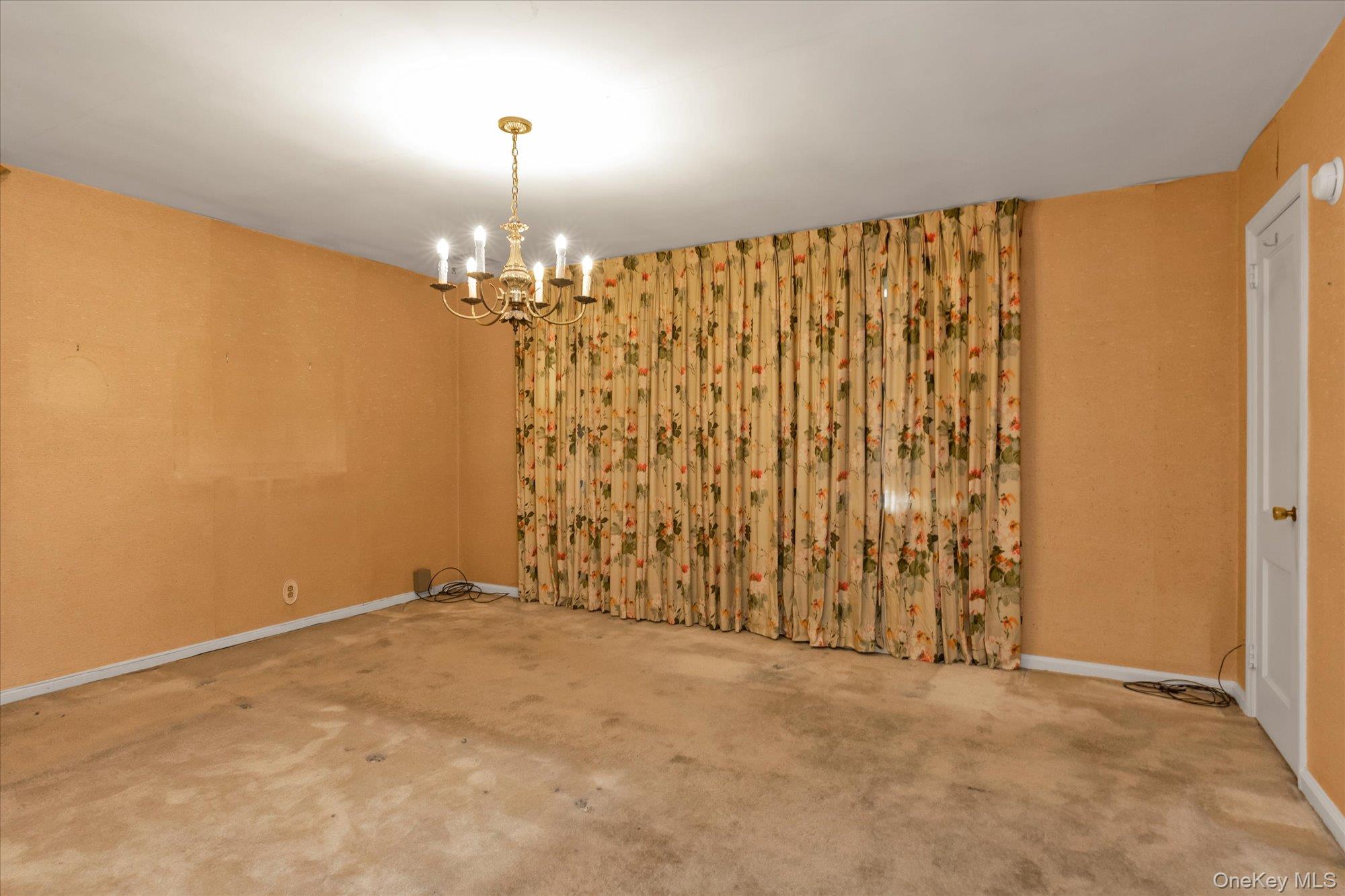 #15 photo, 95 Dogwood Avenue, ナッソー郡 Malverne , NY 11565