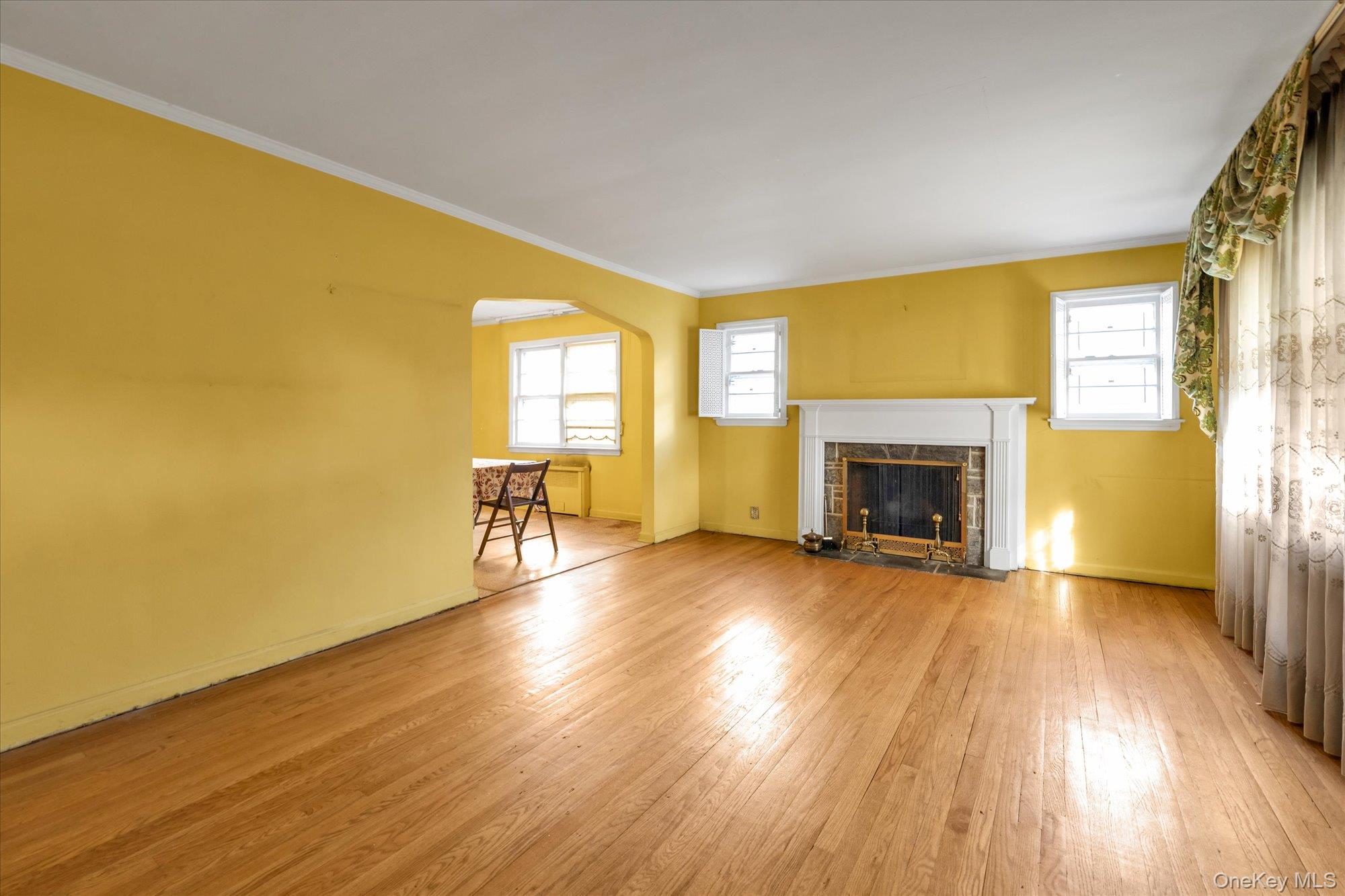 #3 photo, 95 Dogwood Avenue, ナッソー郡 Malverne , NY 11565