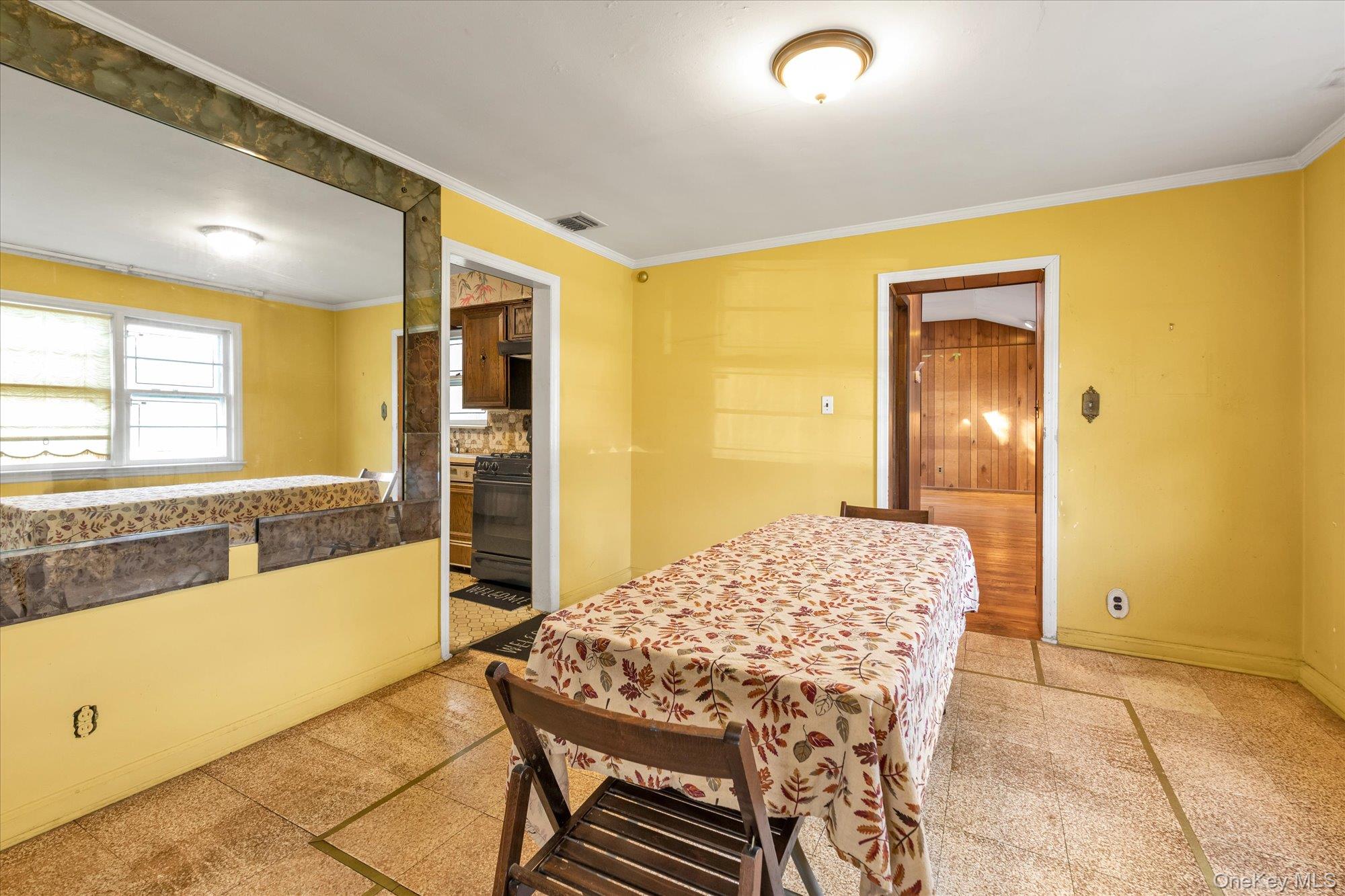 #5 photo, 95 Dogwood Avenue, ナッソー郡 Malverne , NY 11565