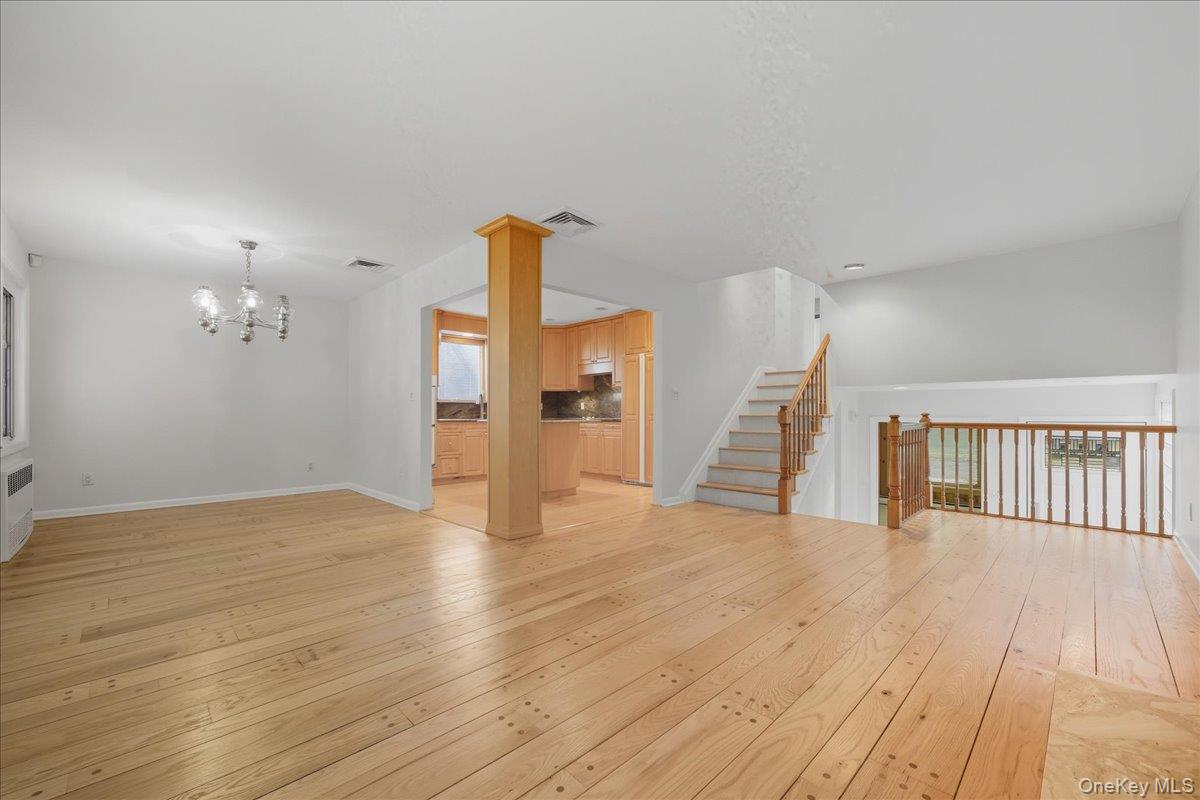 #10 photo, 54 Fairfield Avenue, Port Washington , NY 11050