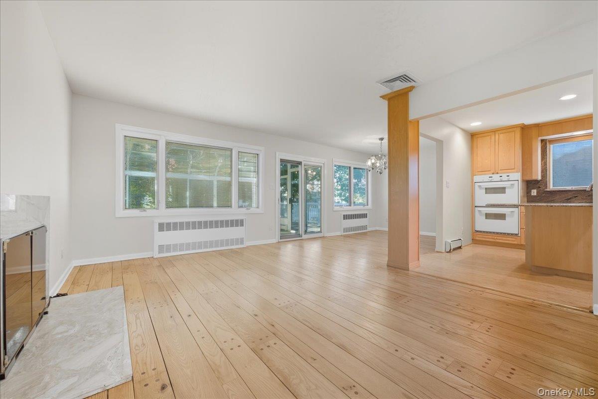 #11 photo, 54 Fairfield Avenue, Port Washington , NY 11050