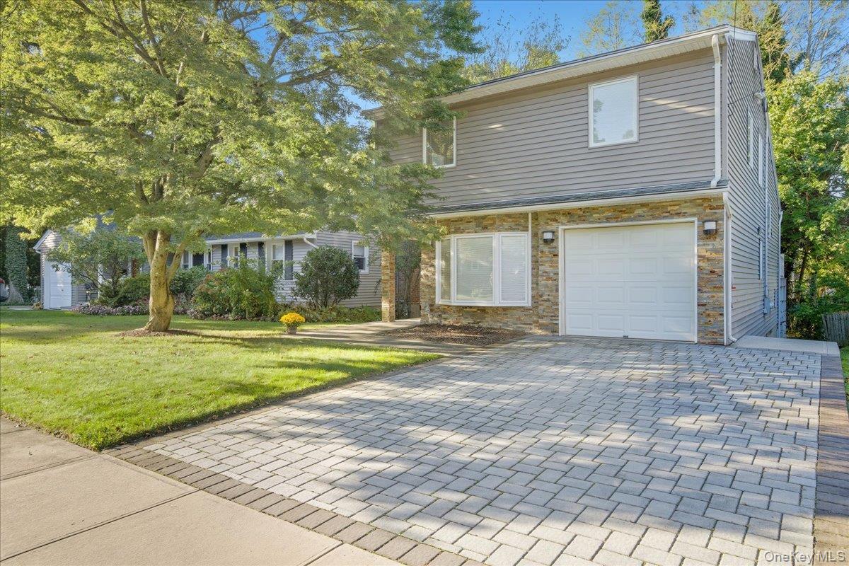 #2 photo, 54 Fairfield Avenue, Port Washington , NY 11050