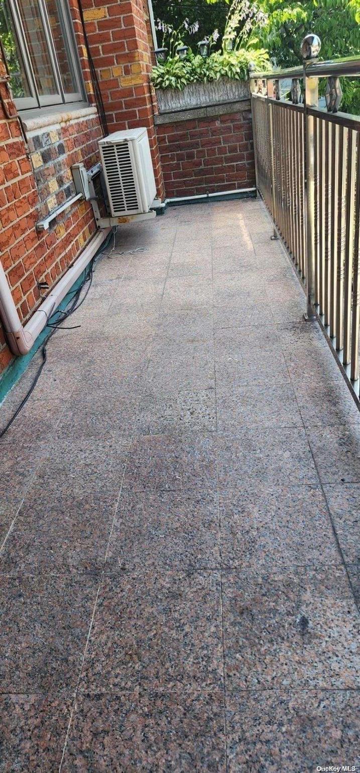 #14 photo, 71-14 58 Road, クイーンズ区 Maspeth , NY 11378