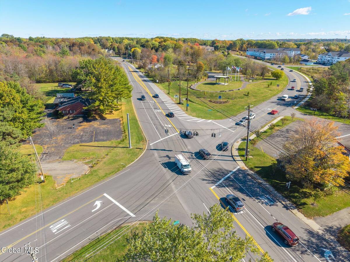 #4 photo, 337 N Ballston Road, 纽约州 Glenville , NY 12302