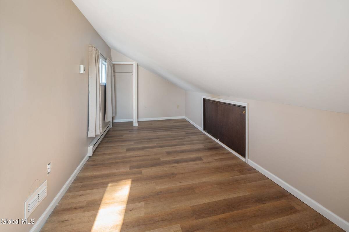 #45 photo, 337 N Ballston Road, 纽约州 Glenville , NY 12302