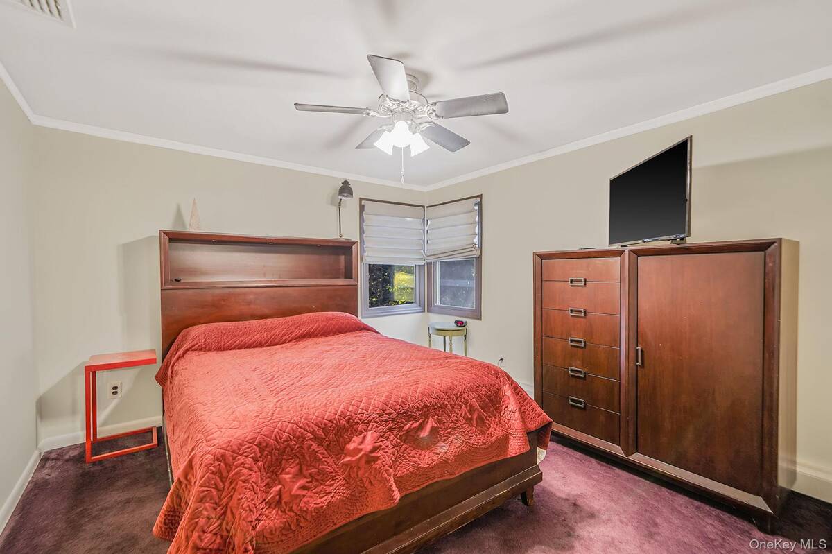 #29 photo, 430 14th Street, サフォーク郡 West Babylon , NY 11704