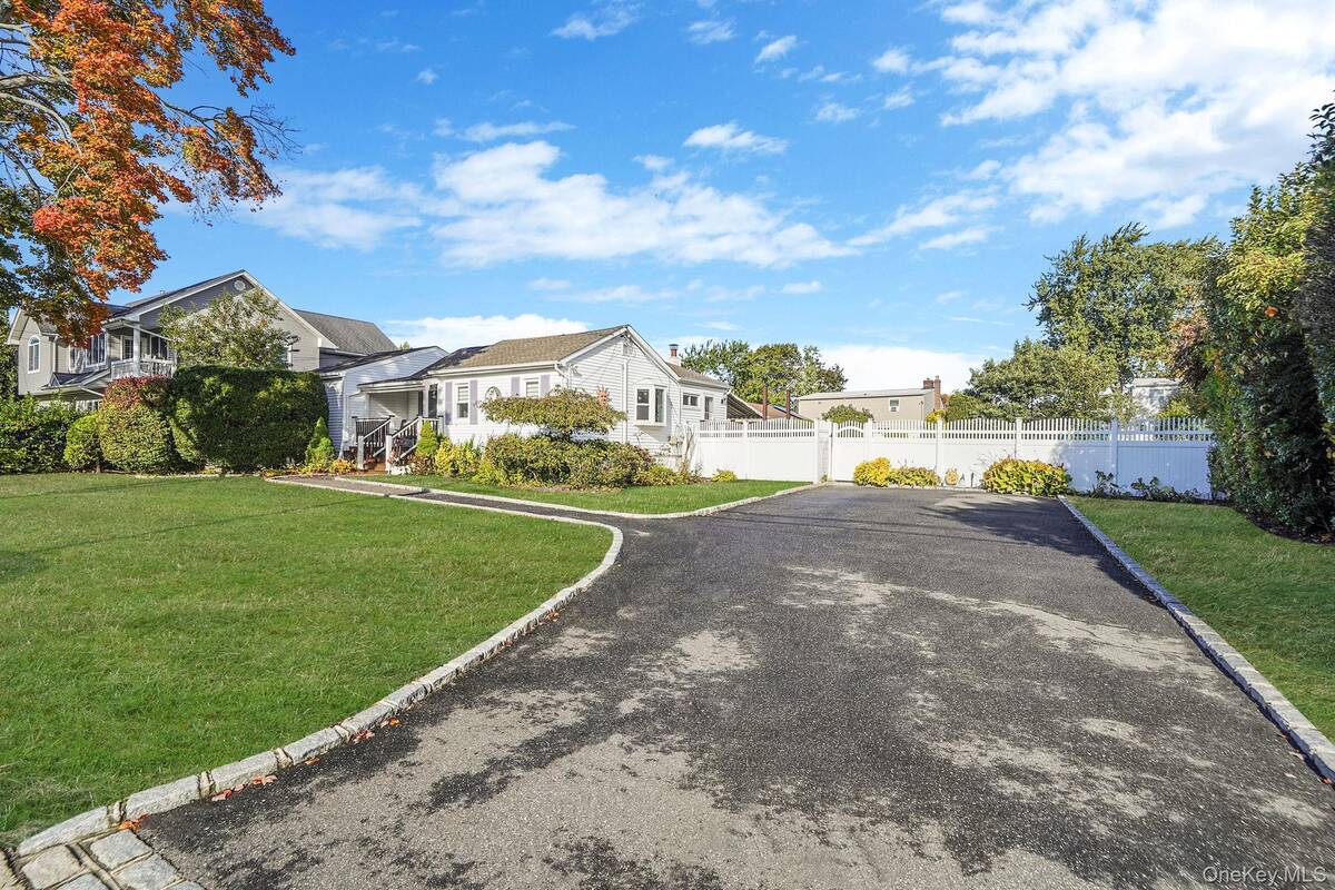 #3 photo, 430 14th Street, サフォーク郡 West Babylon , NY 11704