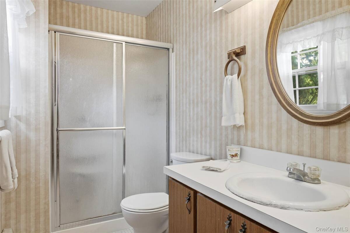 #13 photo, 4 Mystic Court, サフォーク郡 Stony Brook , NY 11790