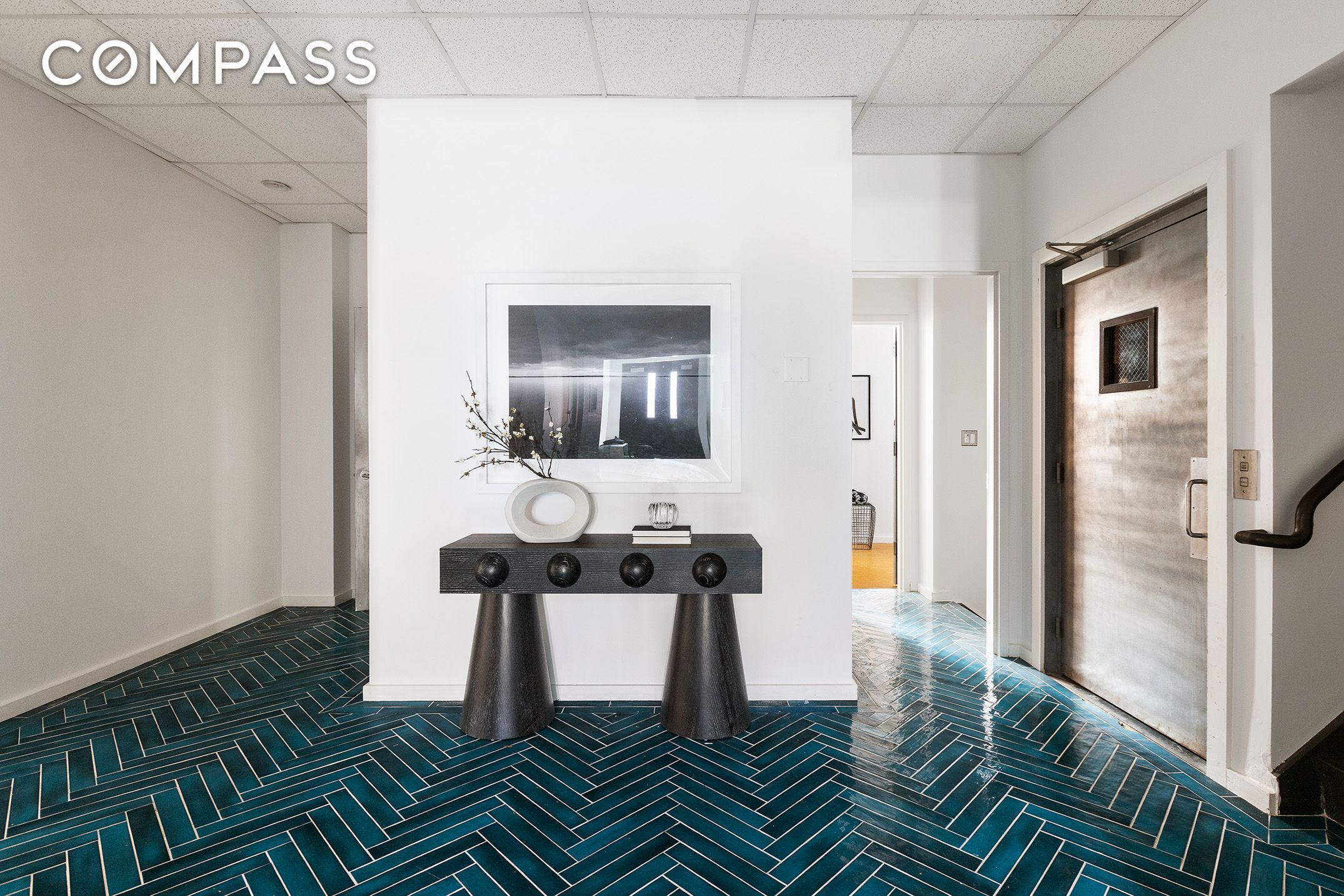 #15 photo, 345 W 54th Street, マンハッタン Hell's Kitchen , NY 10019