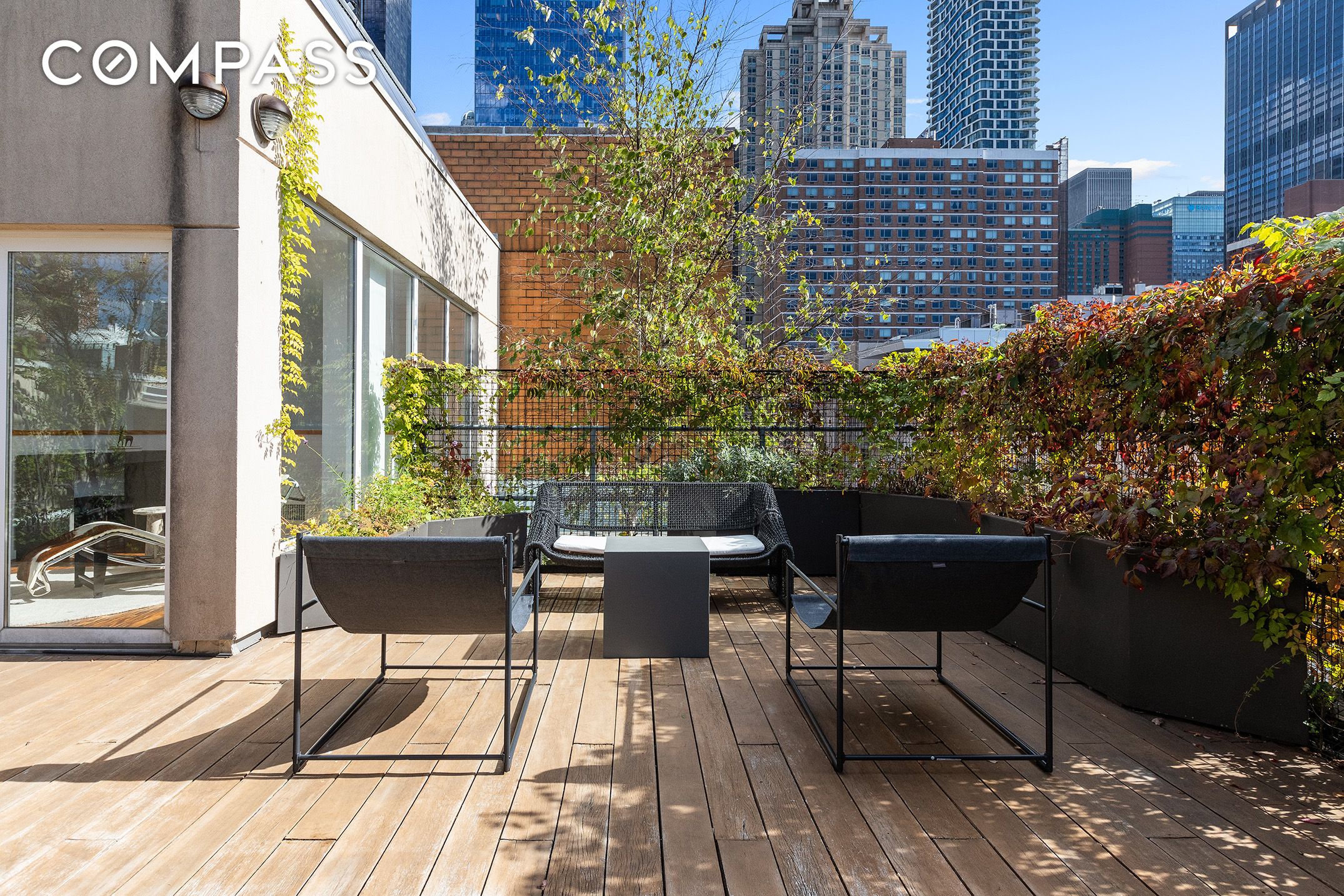 #5 photo, 345 W 54th Street, マンハッタン Hell's Kitchen , NY 10019